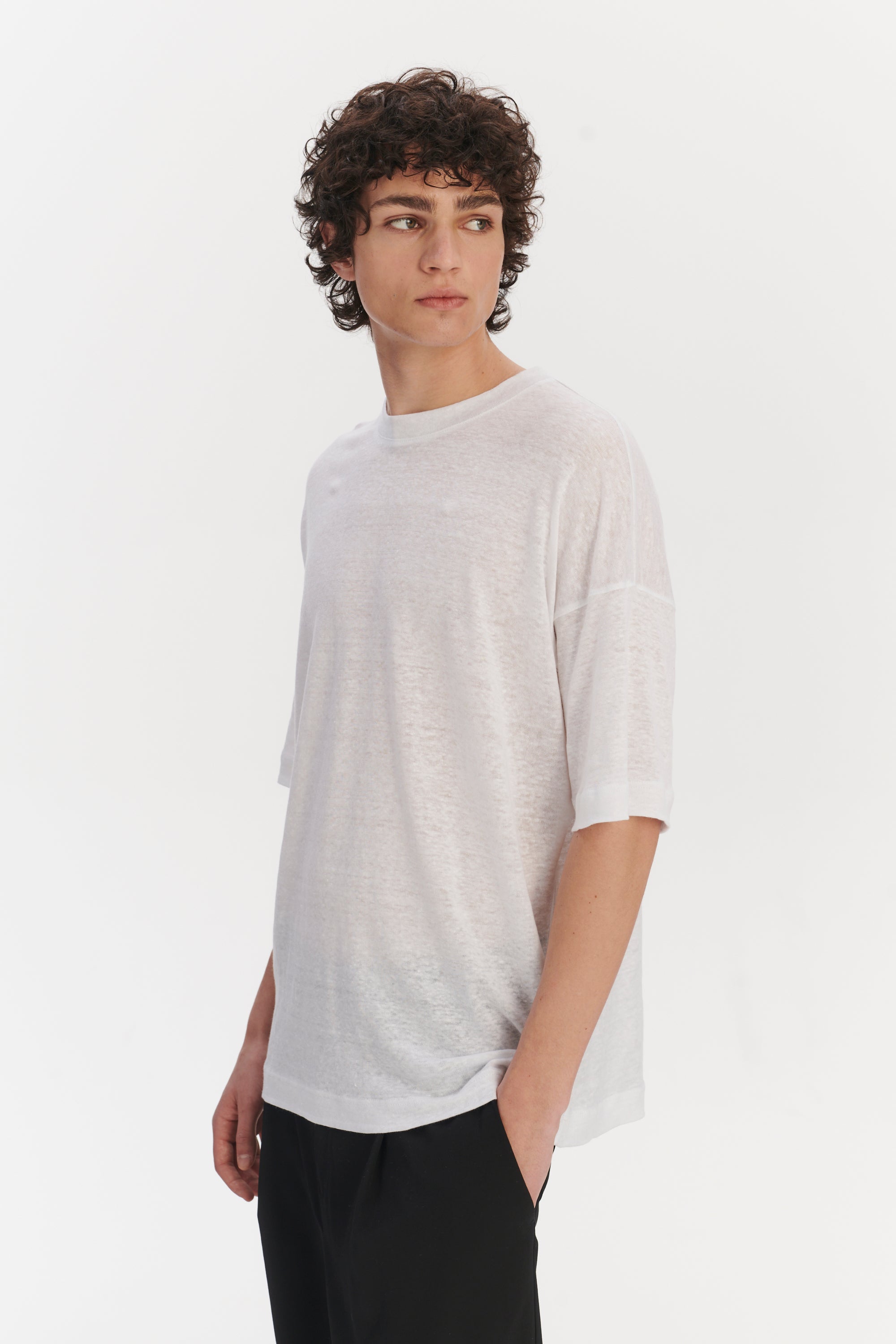 T-Shirt in a White Lithuanian airy Linen Jersey