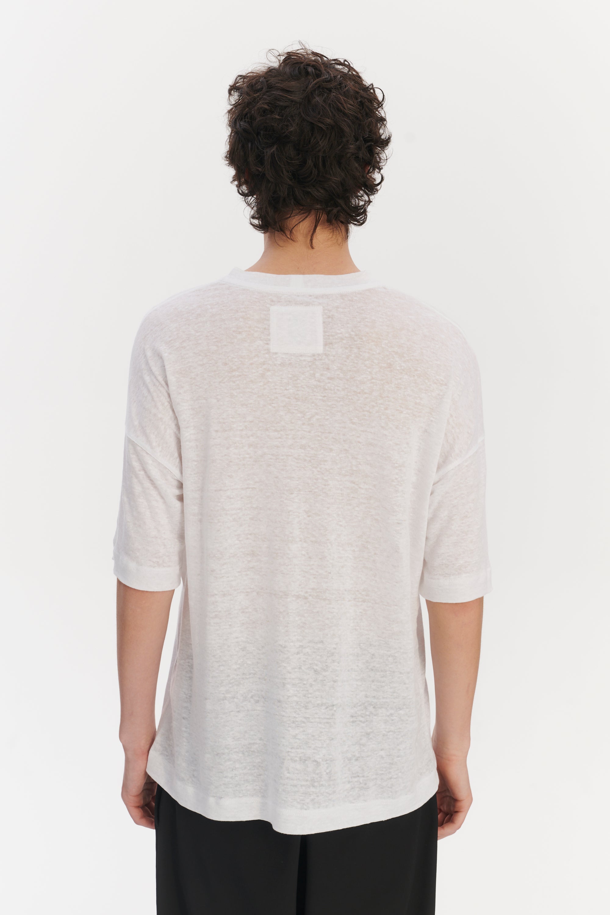 T-Shirt in a White Lithuanian airy Linen Jersey