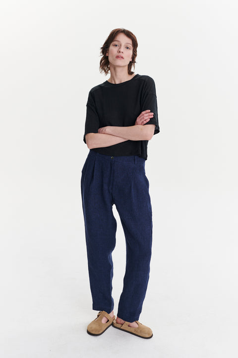 T-shirt in the Finest Airy Black Lithuanian Pure Linen Jersey