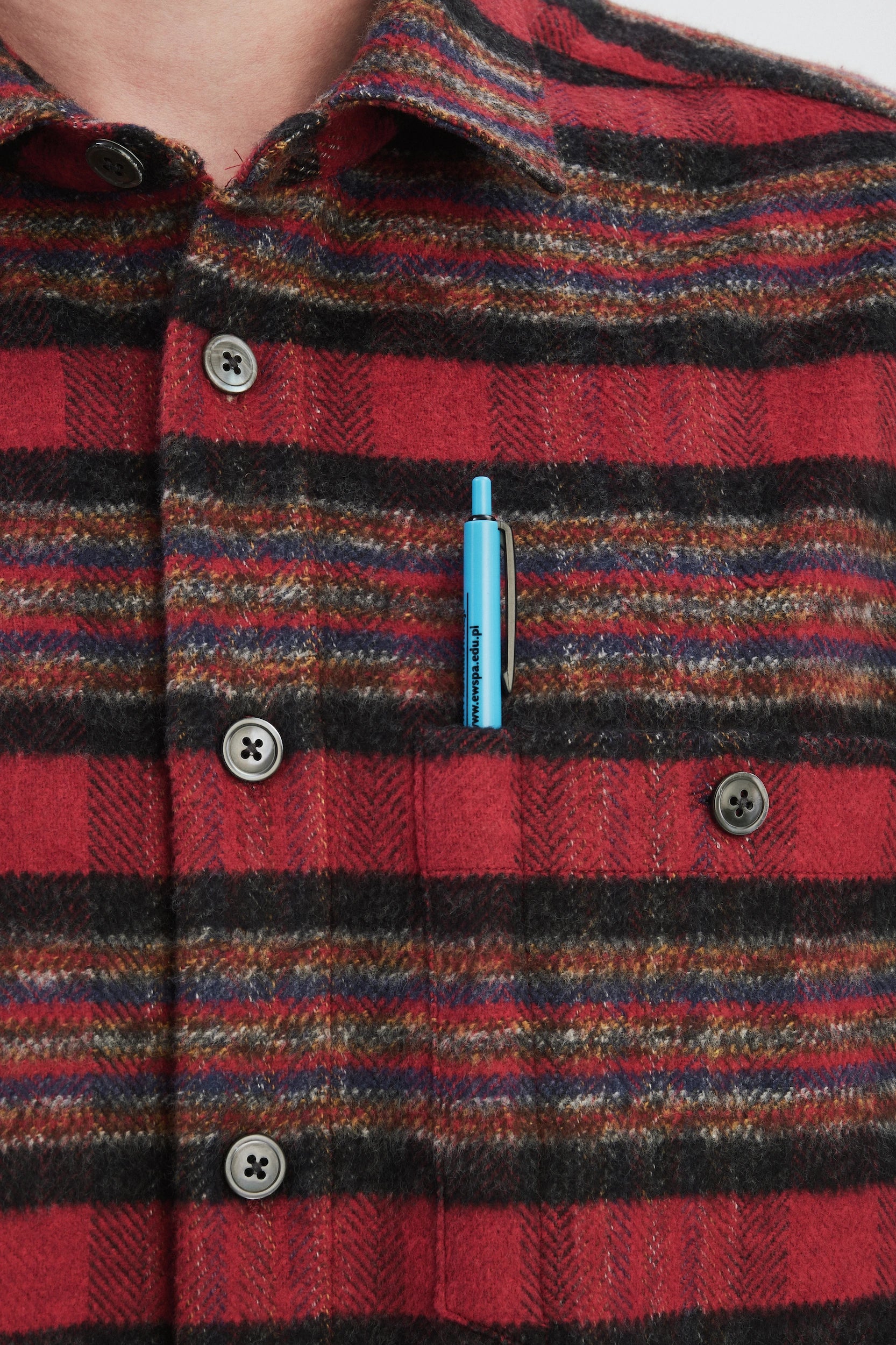 Overshirt in the Finest Italian Recycled Cotton, crafted in a timeless checked design