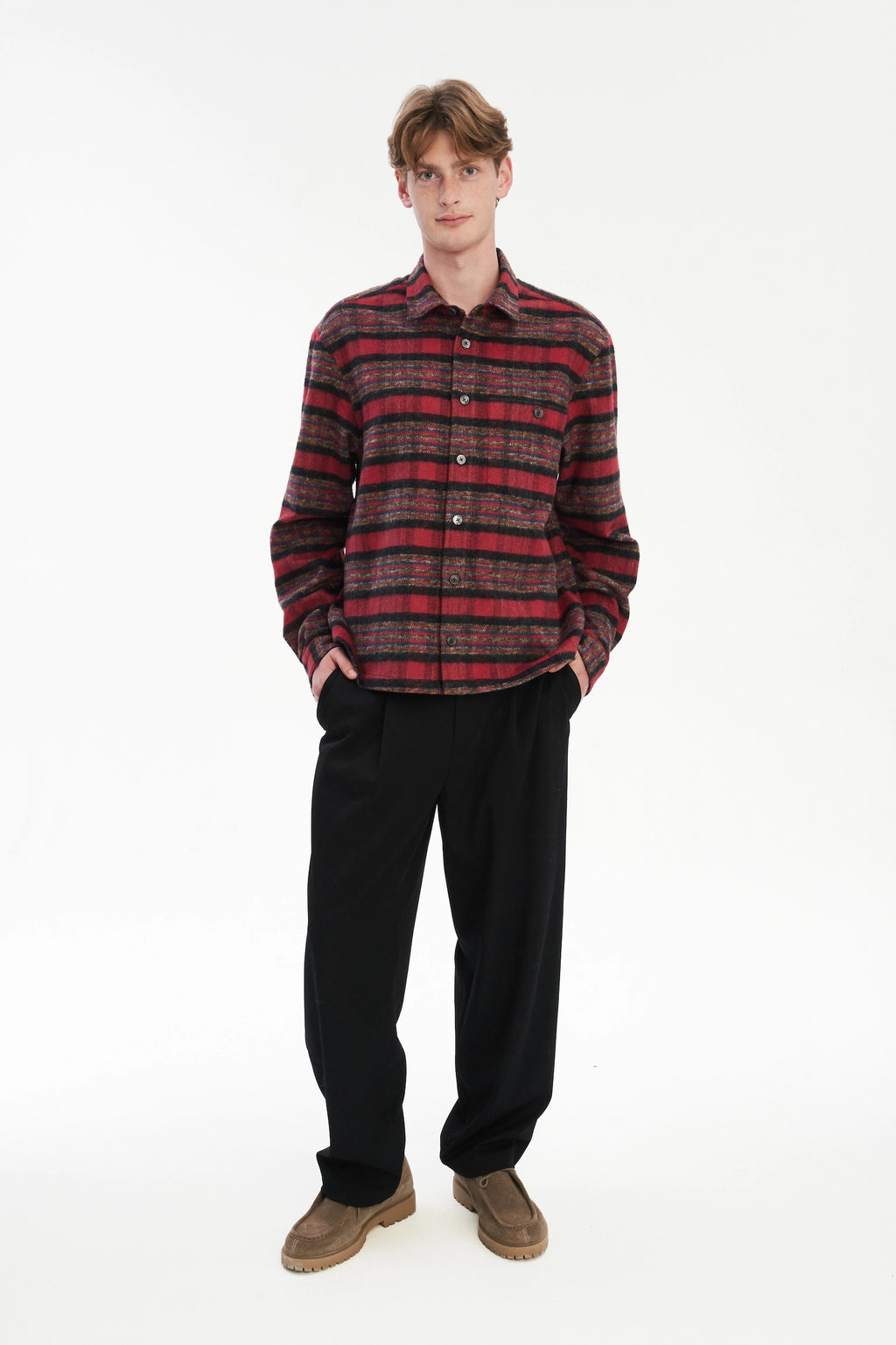 Overshirt in the Finest Italian Recycled Cotton, crafted in a timeless checked design