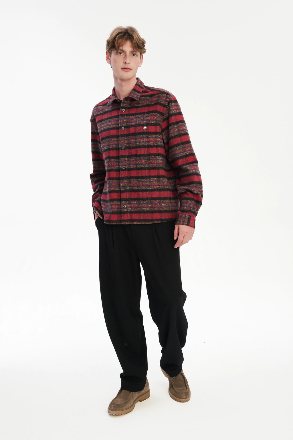 Overshirt in the Finest Italian Recycled Cotton, crafted in a timeless checked design