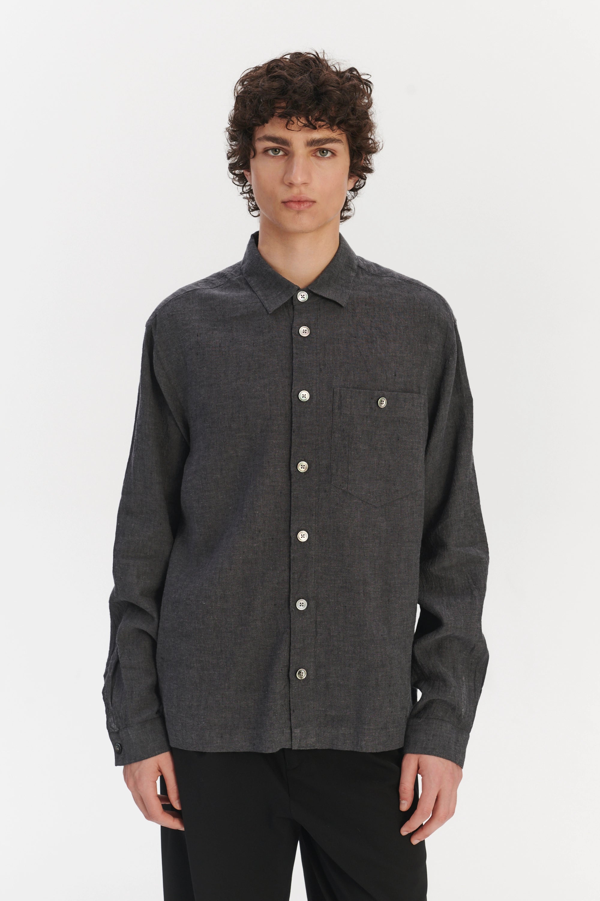 Architects Overshirt in a Charcoal Grey Mix of Japanese Linen and Cotton