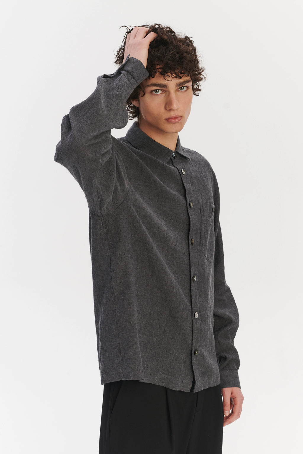 Architects Overshirt in a Charcoal Grey Mix of Japanese Linen and Cotton