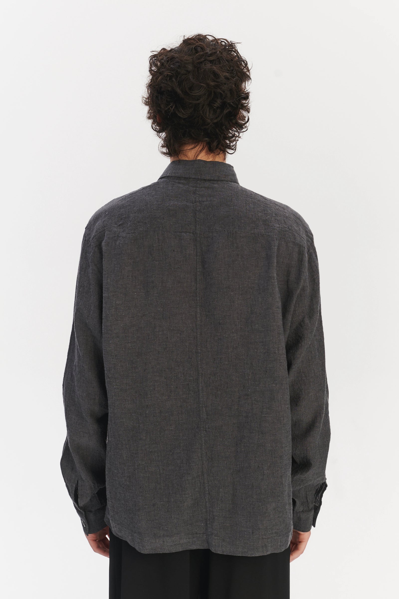 Architects Overshirt in a Charcoal Grey Mix of Japanese Linen and Cotton