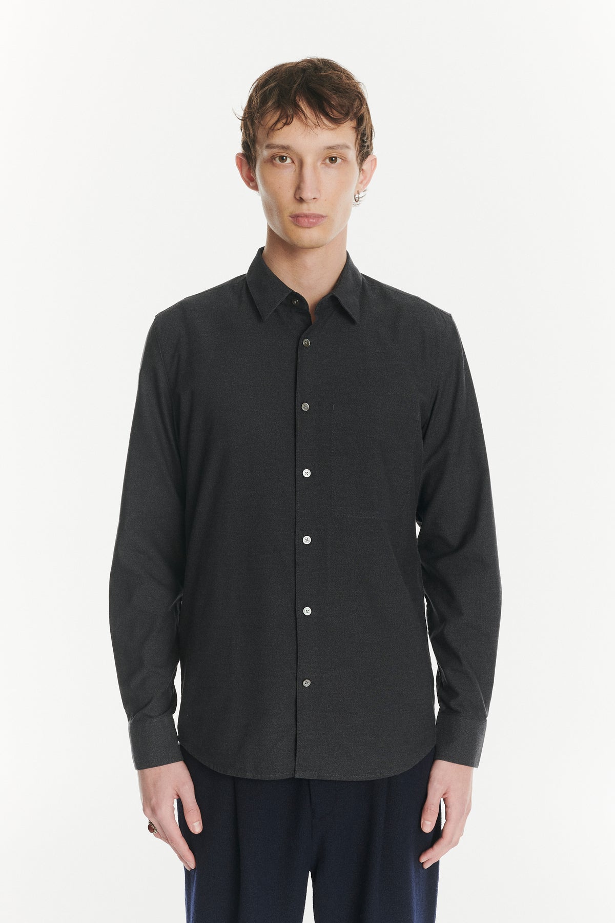 Feel Good Shirt in a Fine Dark Grey Italian Cotton Oxford