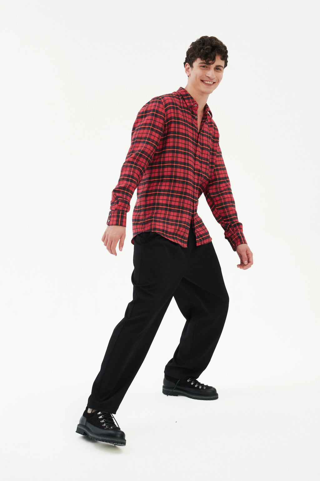 Feel Good Shirt in a Red, Orange and Black Chequered Italian Winter Linen Flannel