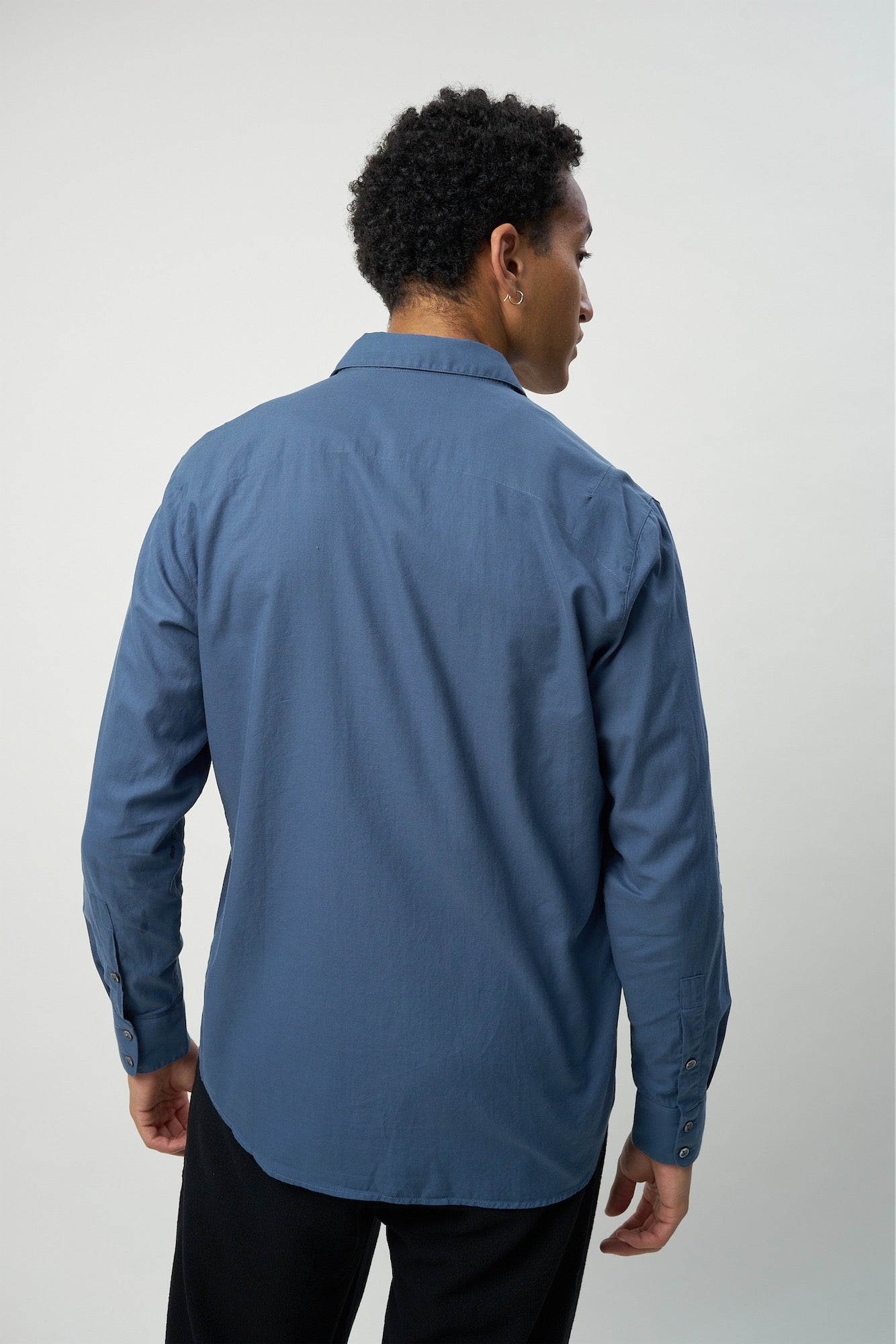 Feel Good Shirt in a Denim Blue Soft Exceptional Egyptian Nile Delta Giza 87 Italian Cotton