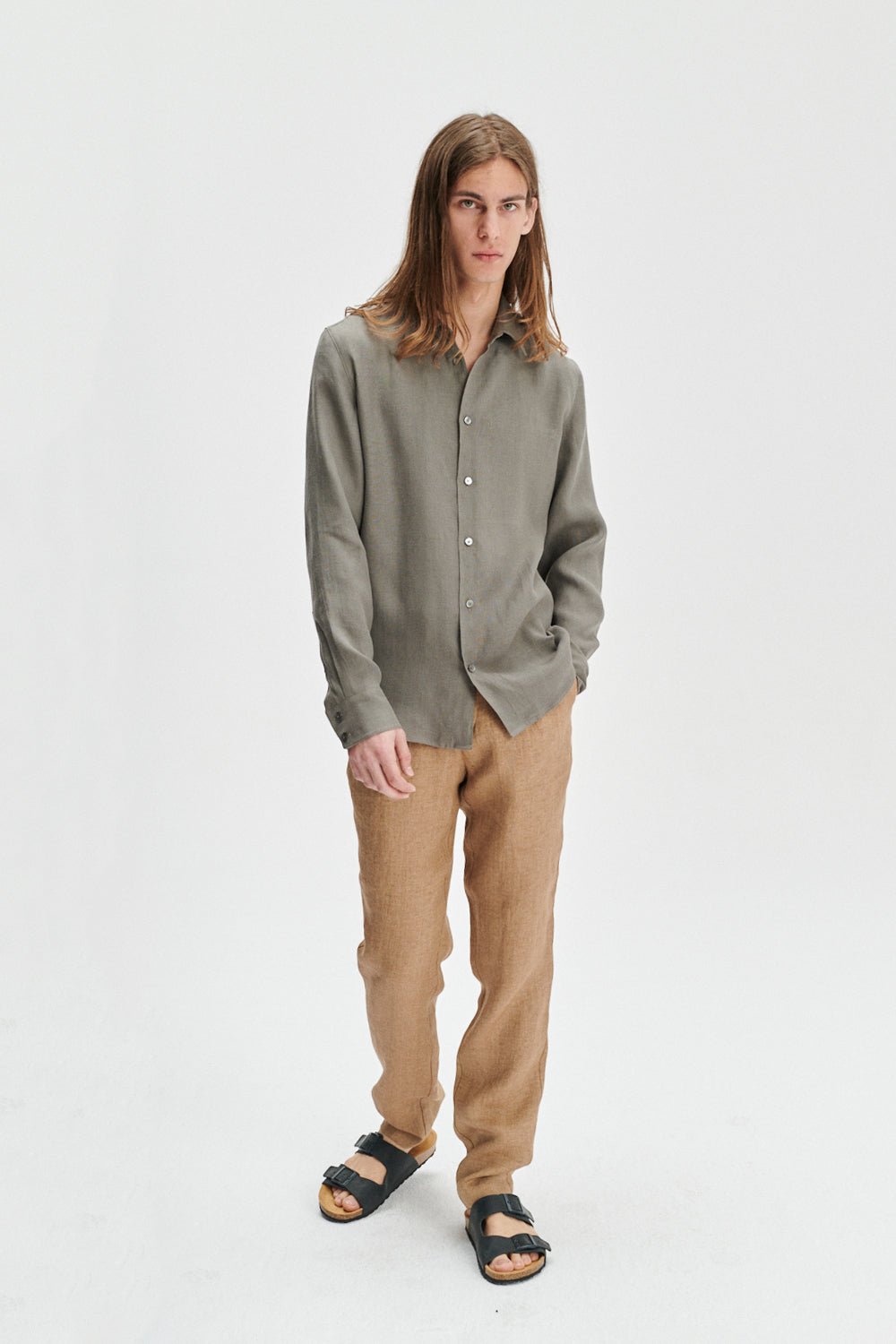 Feel Good Shirt in the Finest Mud Grey Soft Feeling Italian Hemp - Online Exclusive