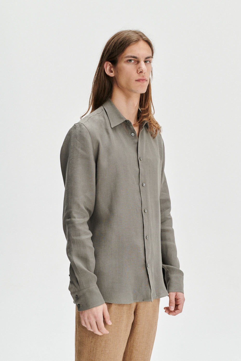 Feel Good Shirt in the Finest Mud Grey Soft Feeling Italian Hemp - Online Exclusive