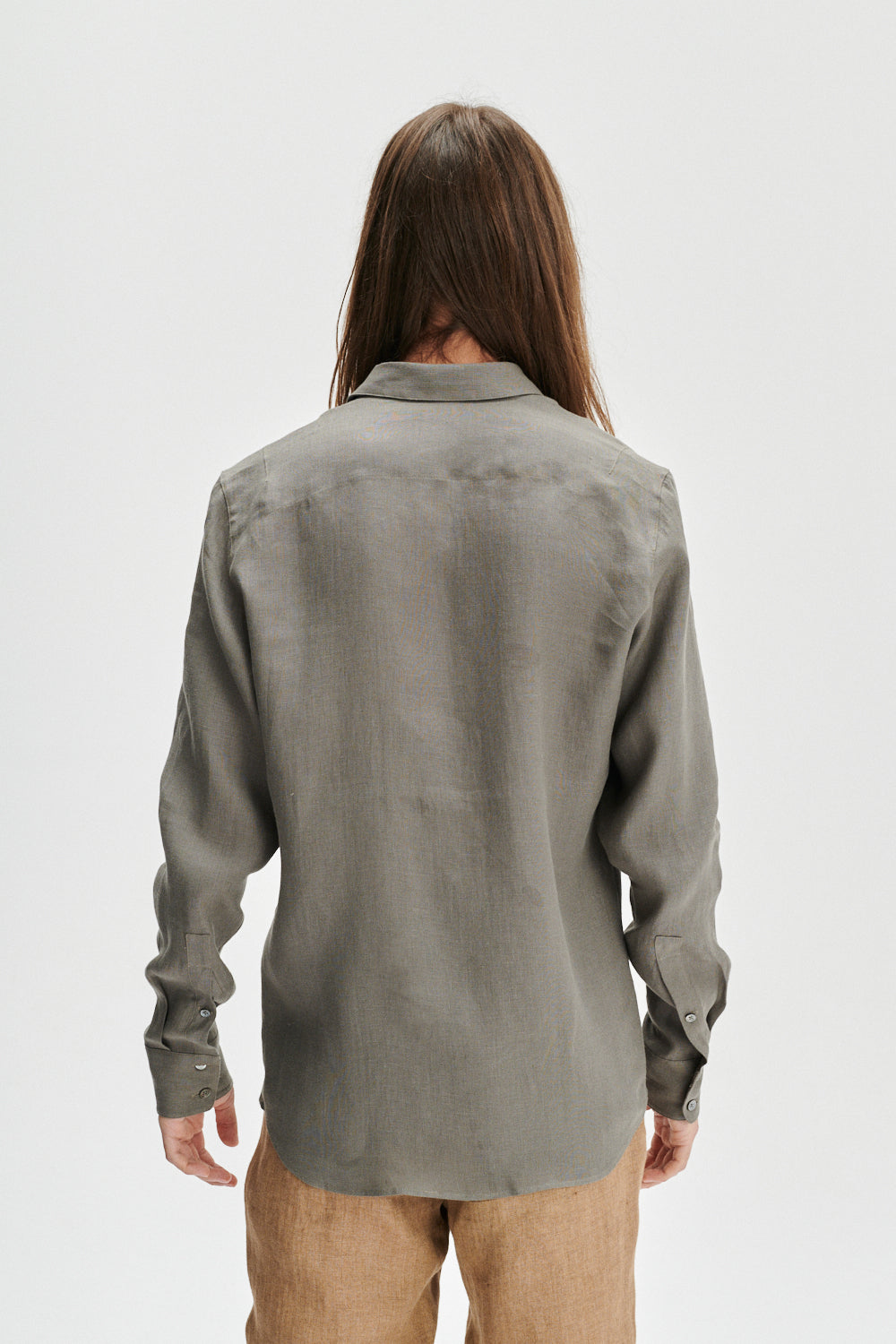 Feel Good Shirt in the Finest Mud Grey Soft Feeling Italian Hemp - Online Exclusive
