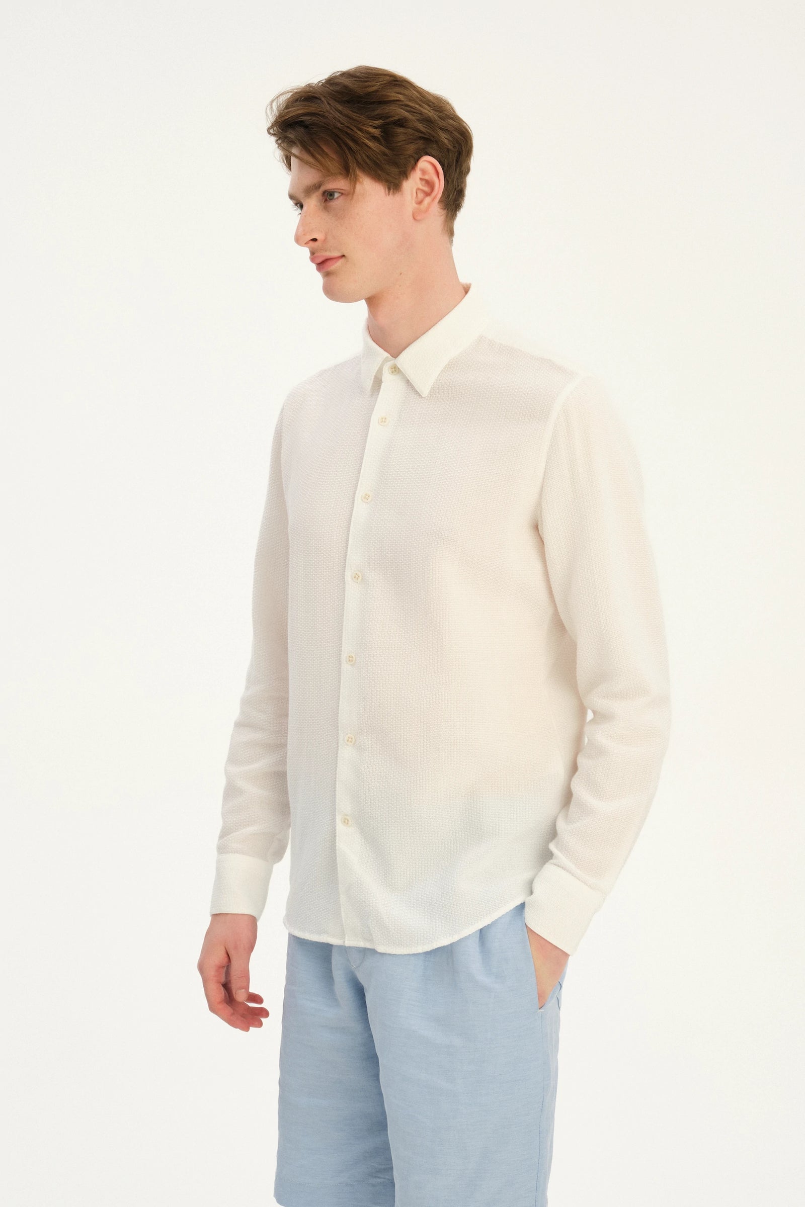 Feel Good Shirt in a White Airy Portuguese Cotton