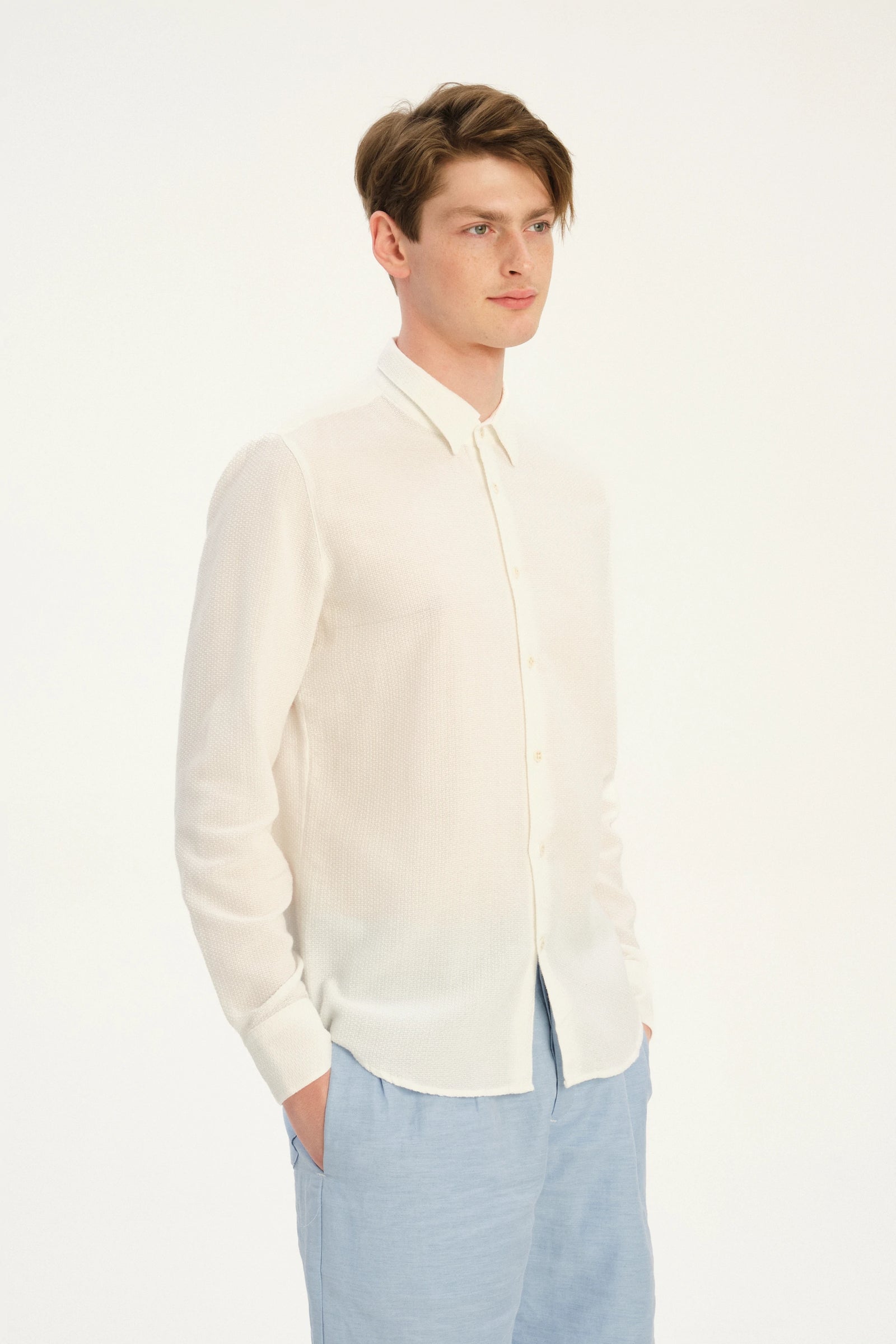 Feel Good Shirt in a White Airy Portuguese Cotton