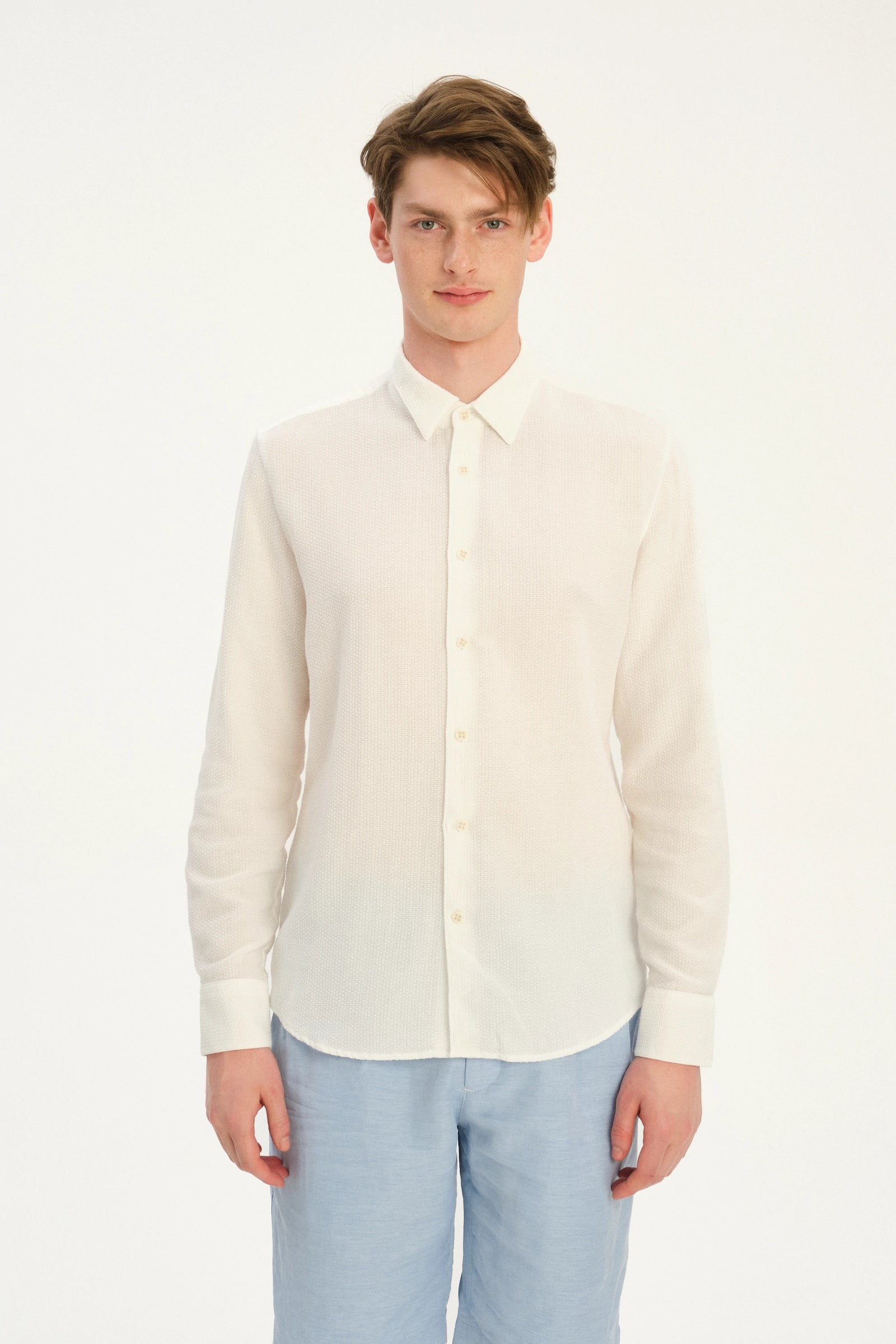 Feel Good Shirt in a White Airy Portuguese Cotton