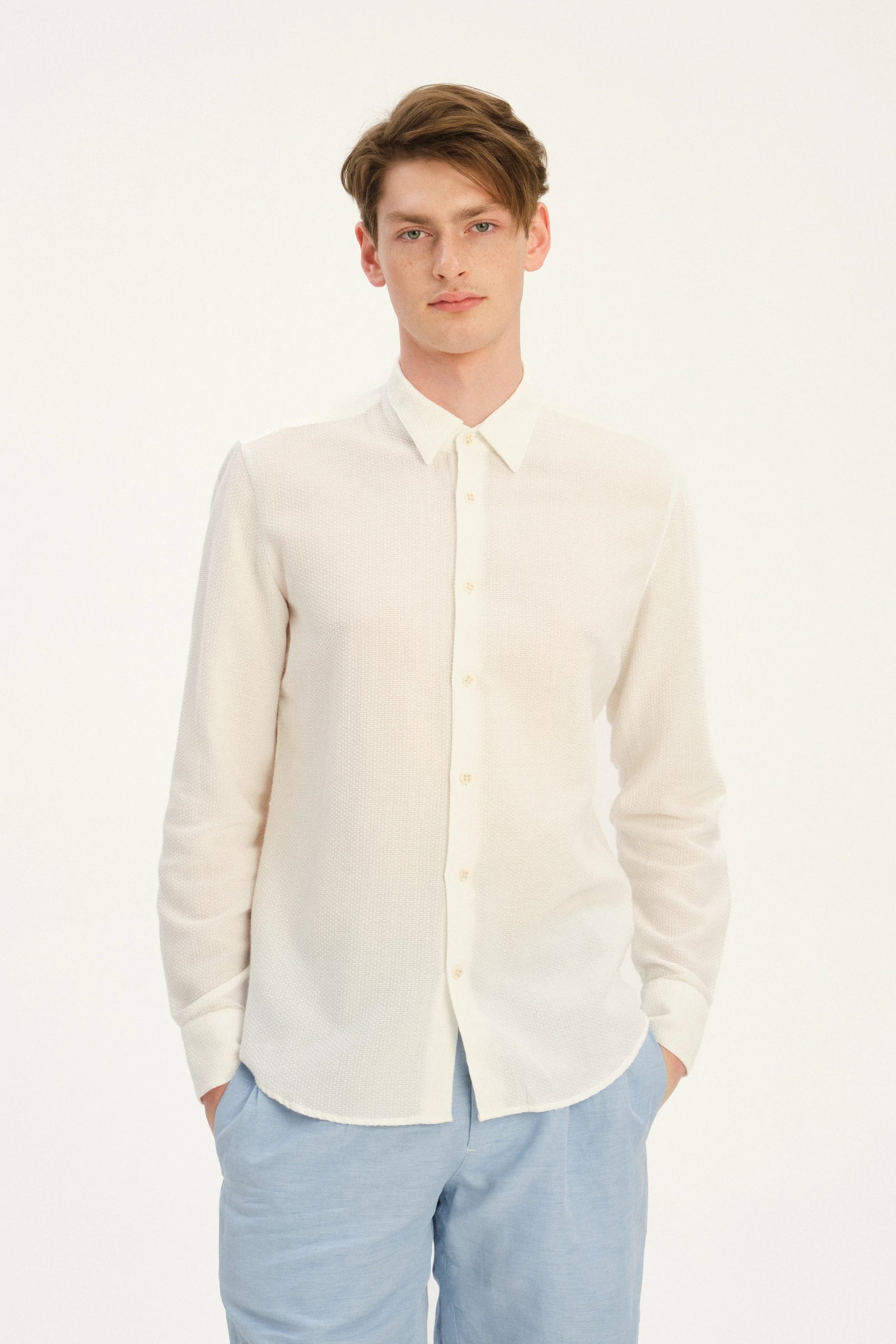 Feel Good Shirt in a White Airy Portuguese Cotton