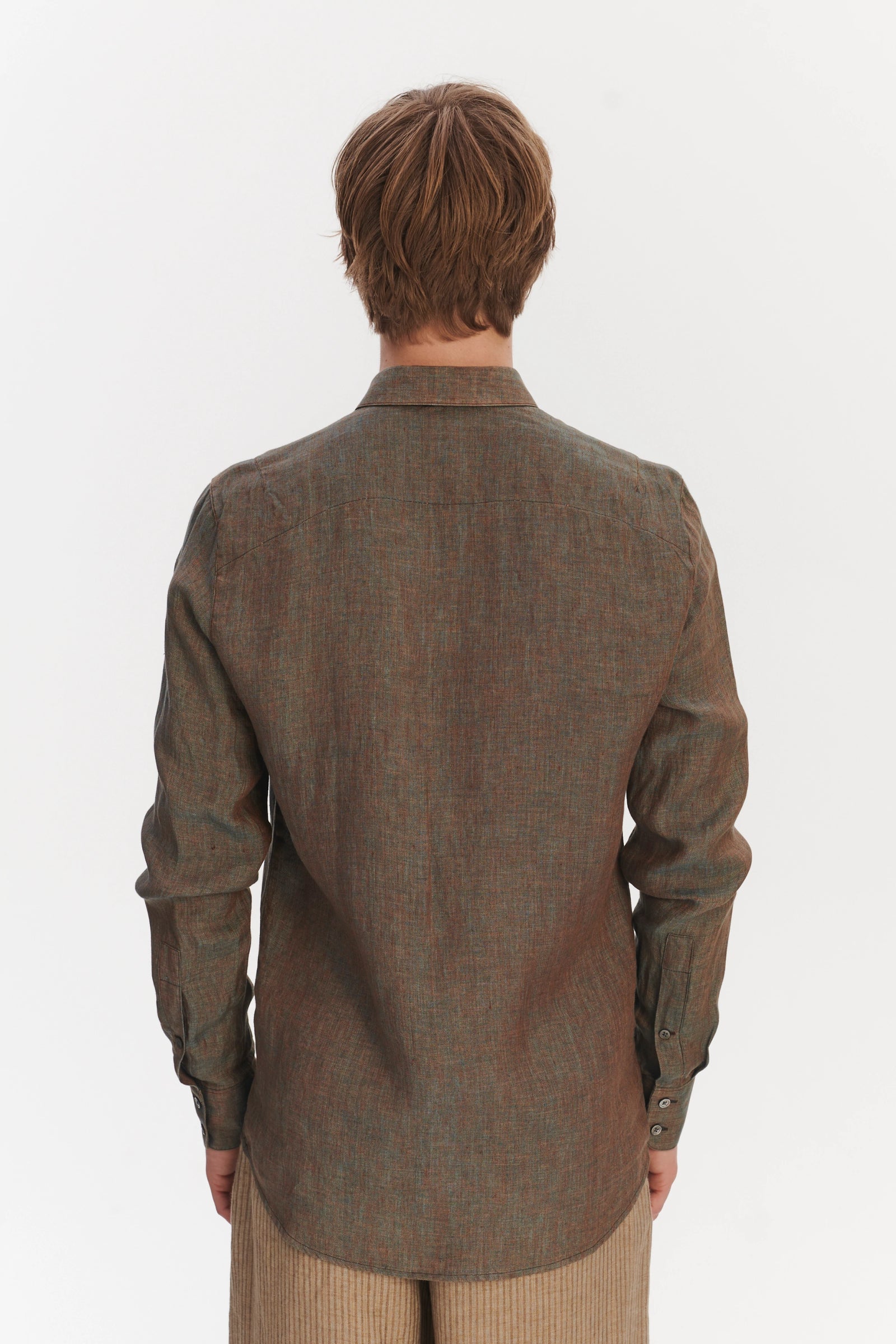 Feel Good Shirt in a Brown Changeant Italian Linen