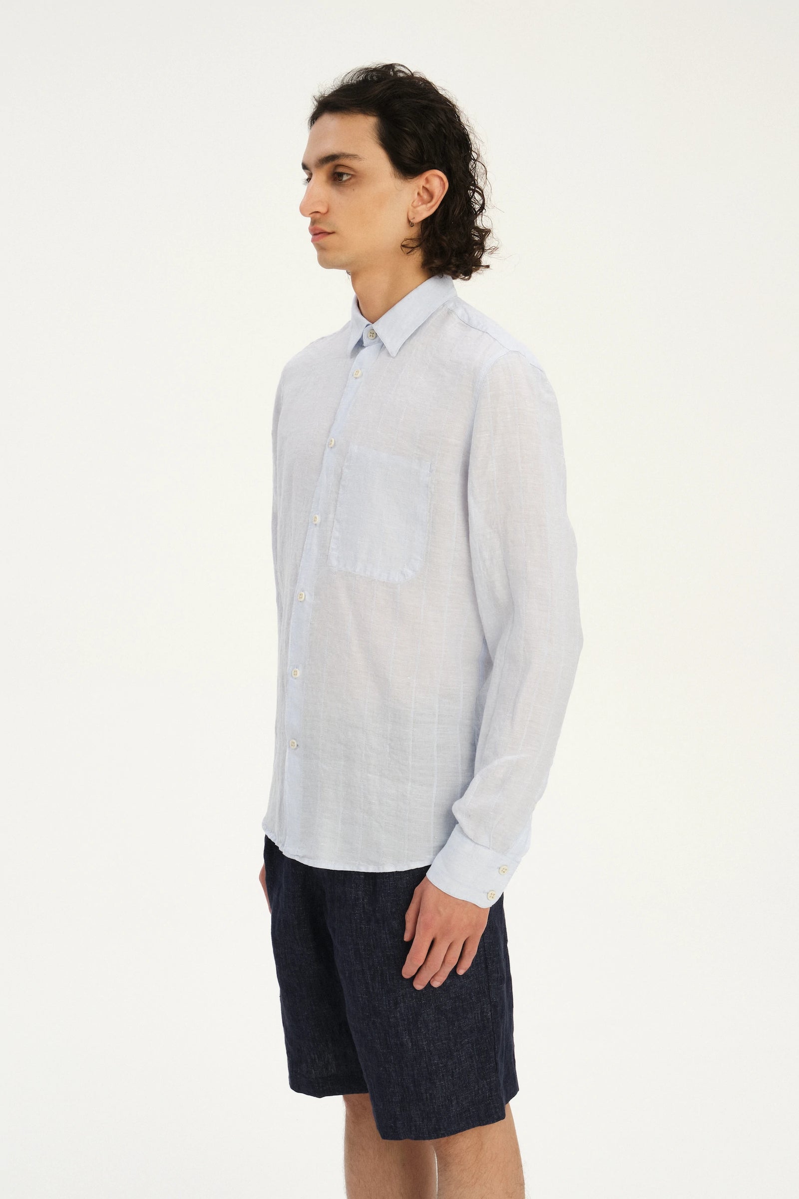 Feel Good Shirt in a Subtle Dobby Striped Blue Italian Linen