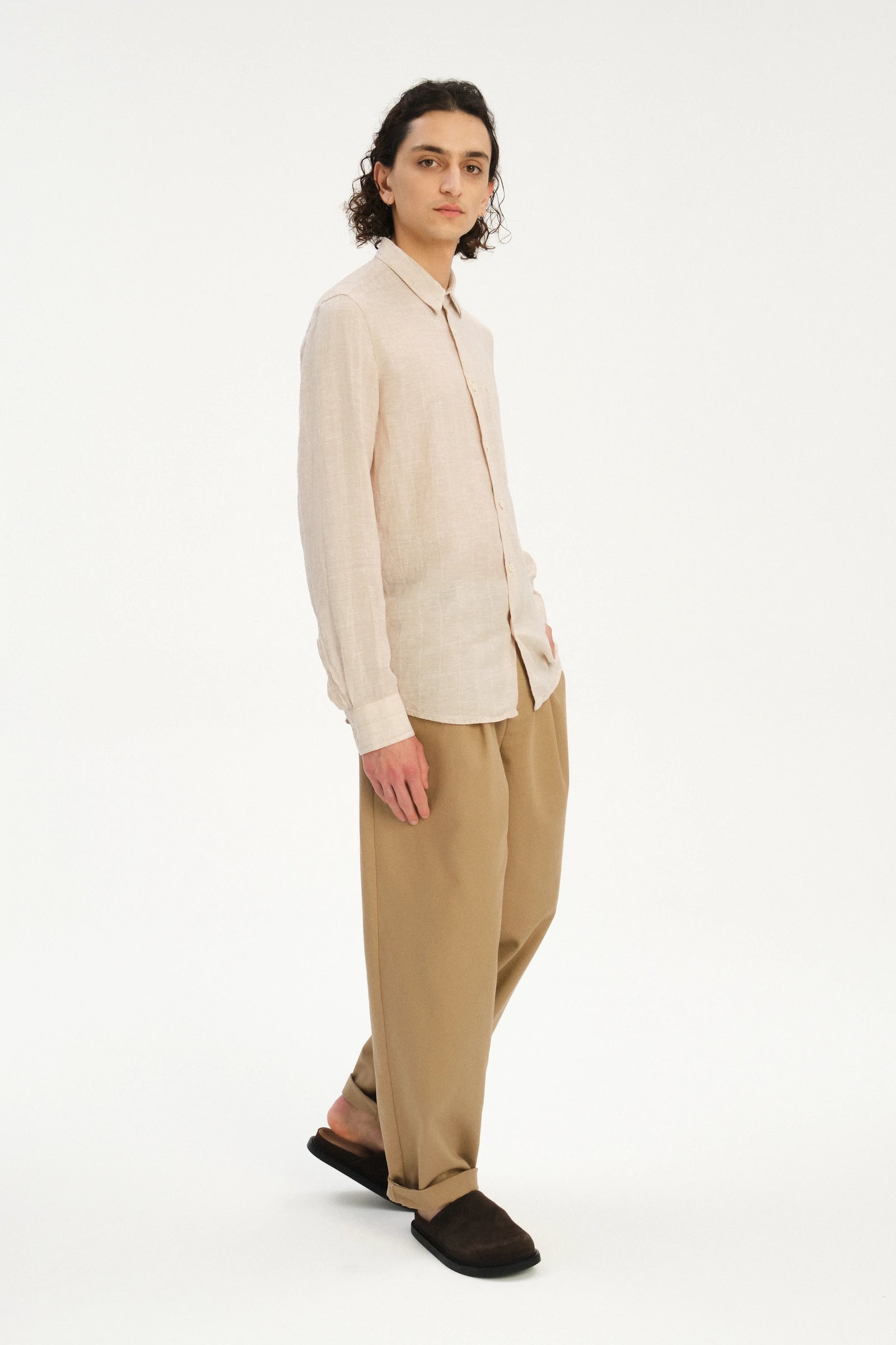 Feel Good Shirt in a Dobby Striped Soft Beige Italian Linen