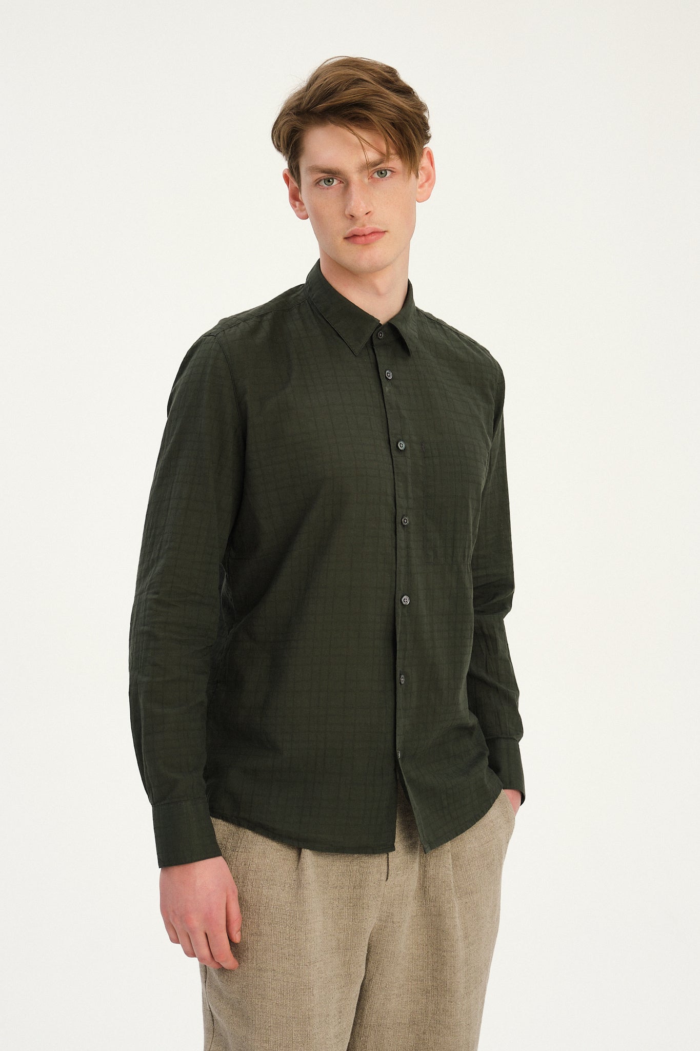 Feel Good Shirt in an Airy Forest Green Italian Cotton - Exclusive