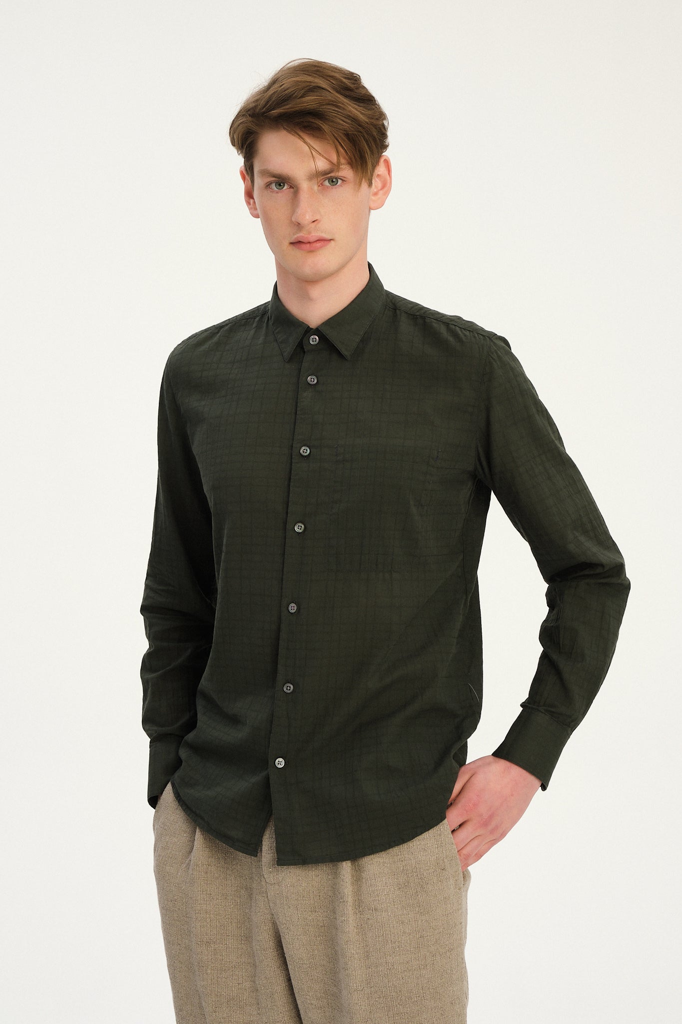 Feel Good Shirt in an Airy Forest Green Italian Cotton - Exclusive