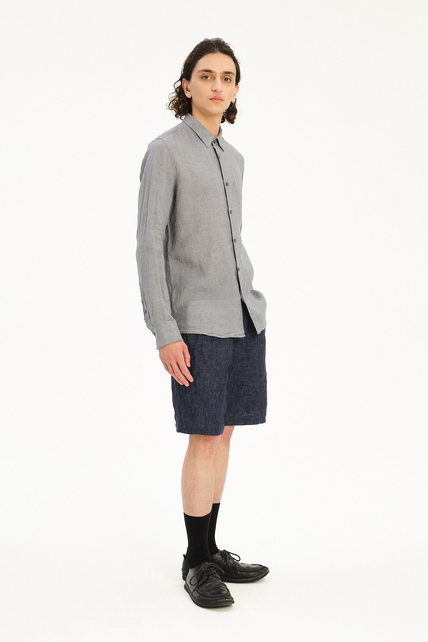 Feel Good Shirt in a Chalk Grey Pure Italian Linen