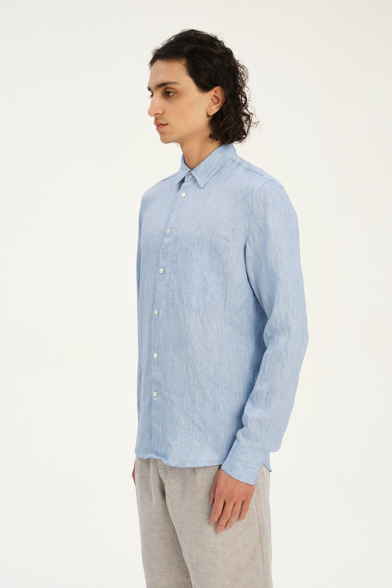 Feel Good Shirt in The Finest Blue Italian Linen