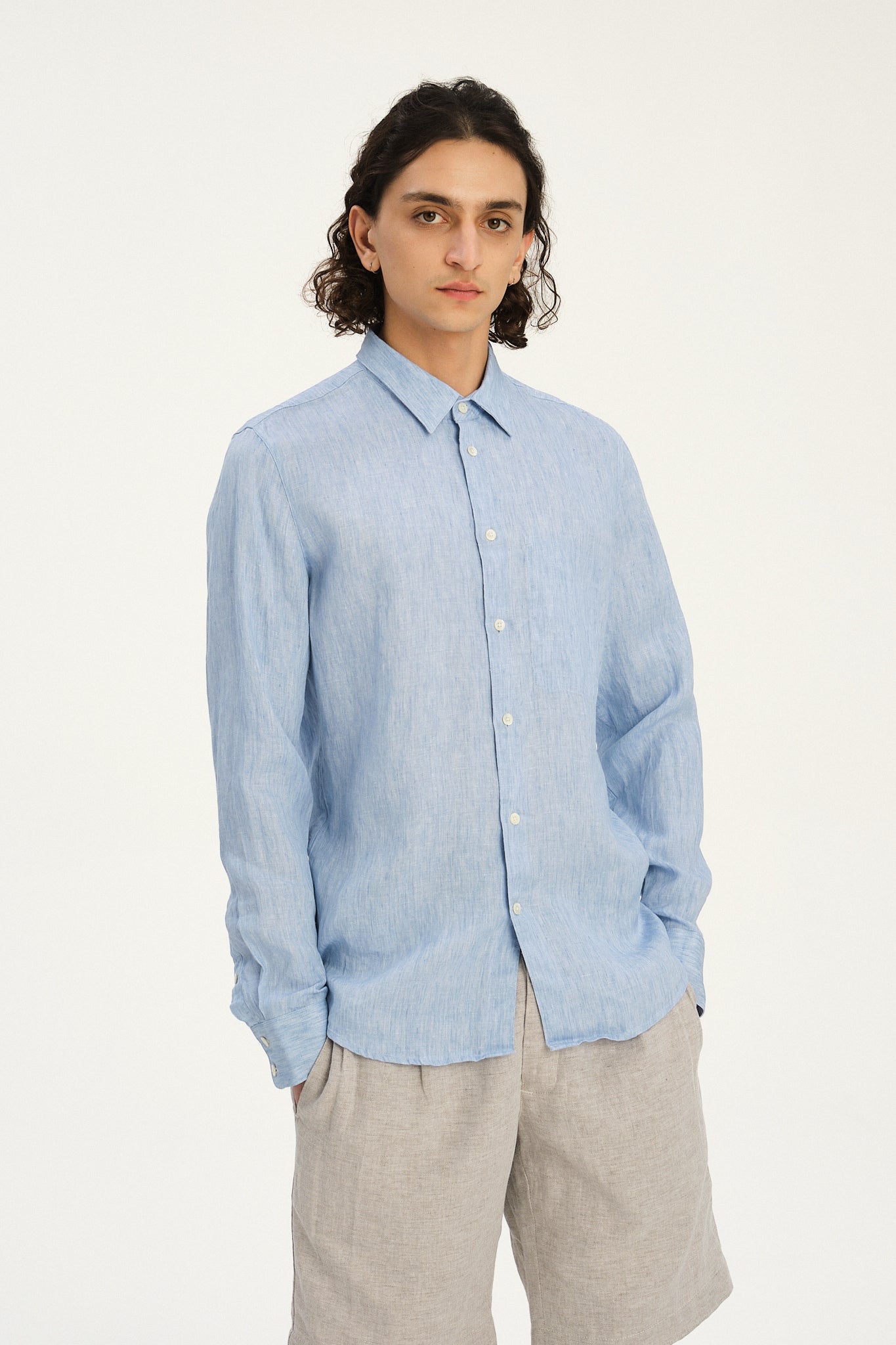 Feel Good Shirt in The Finest Blue Italian Linen