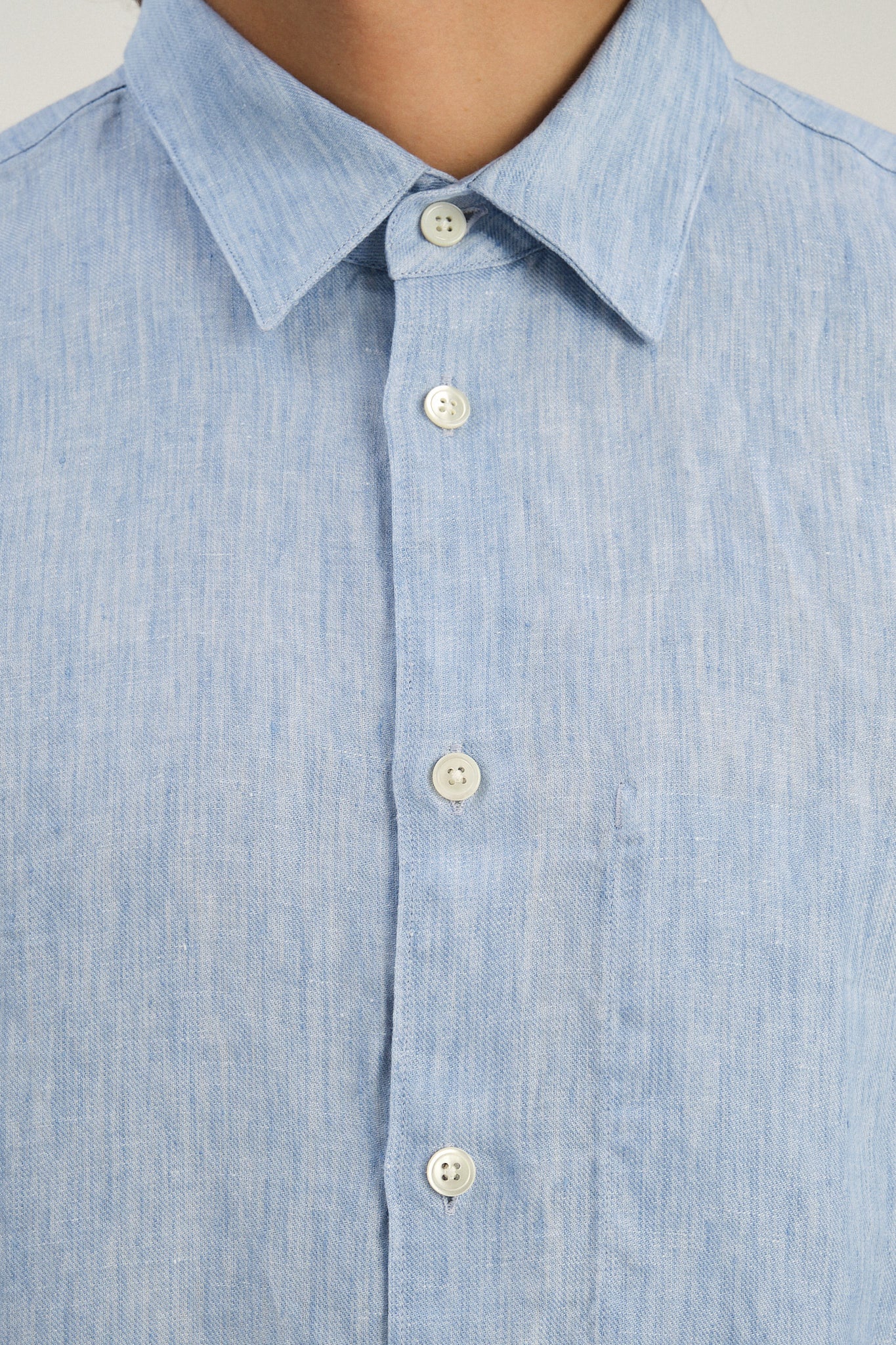 Feel Good Shirt in The Finest Blue Italian Linen