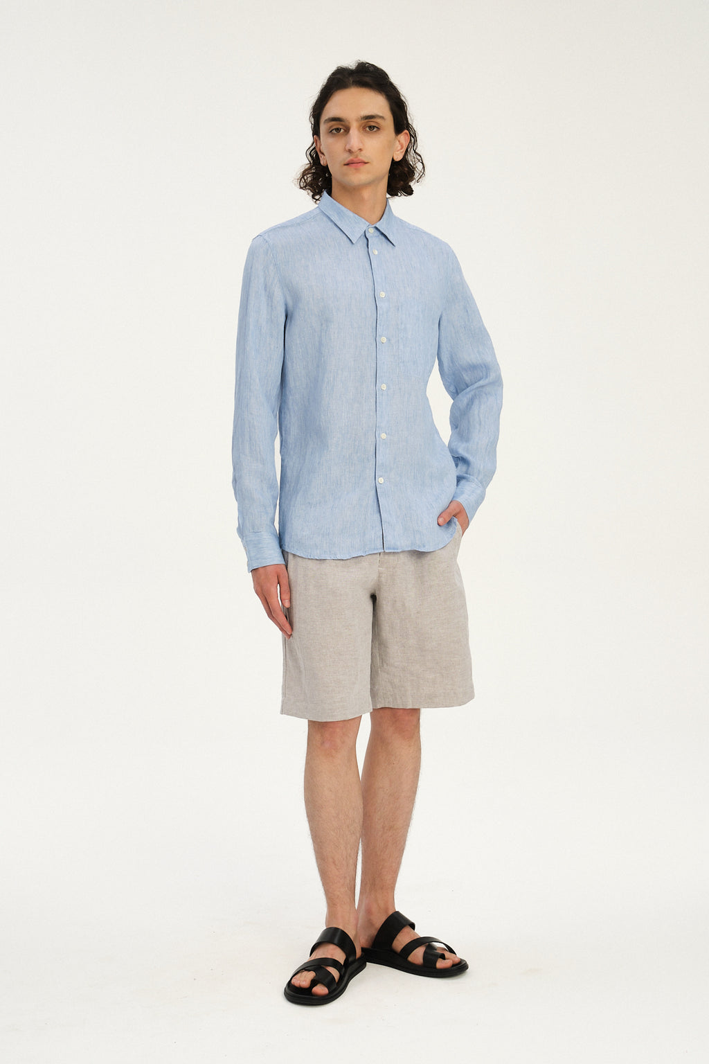 Feel Good Shirt in The Finest Blue Italian Linen