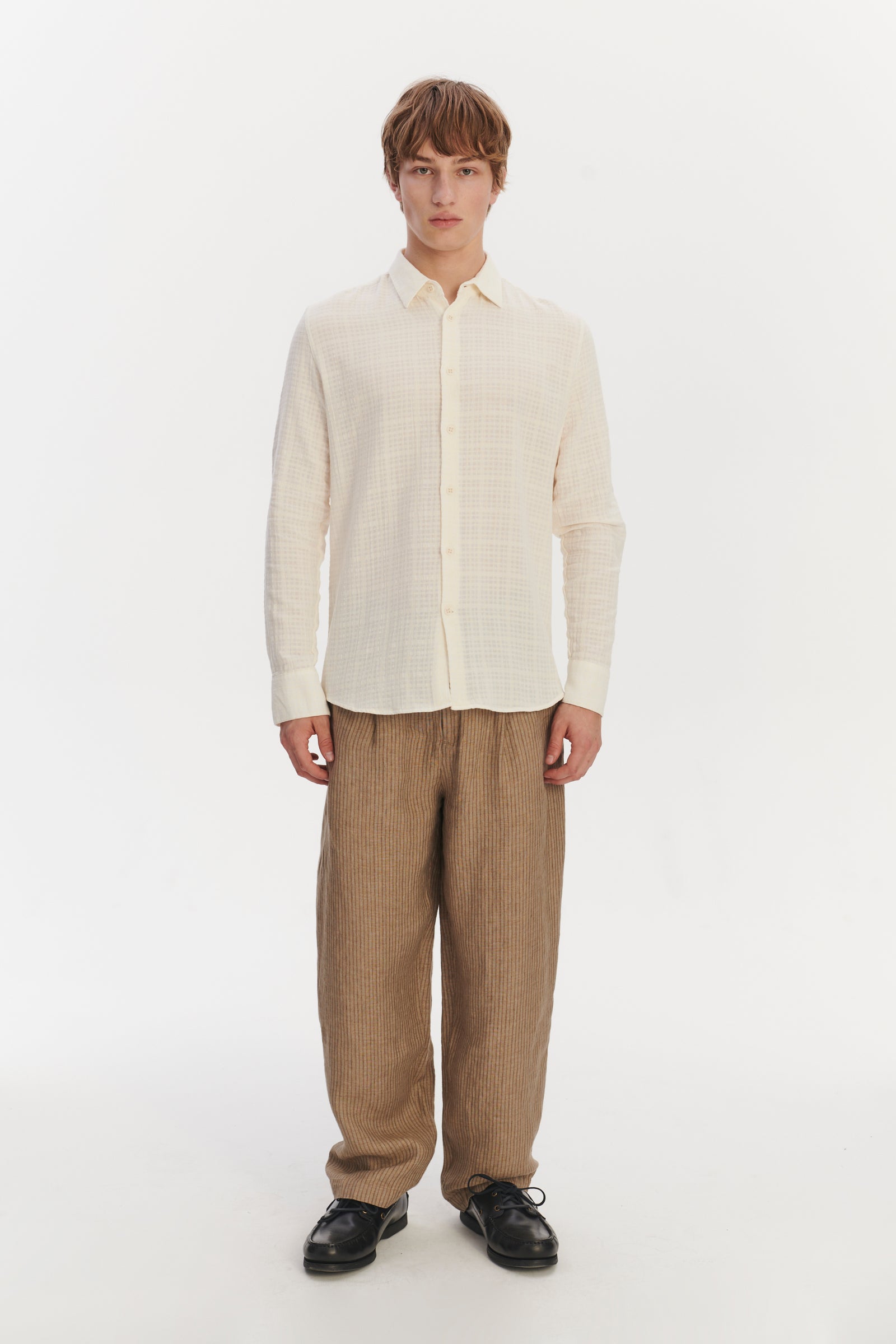 Feel Good Shirt in an Off White Portuguese Cotton