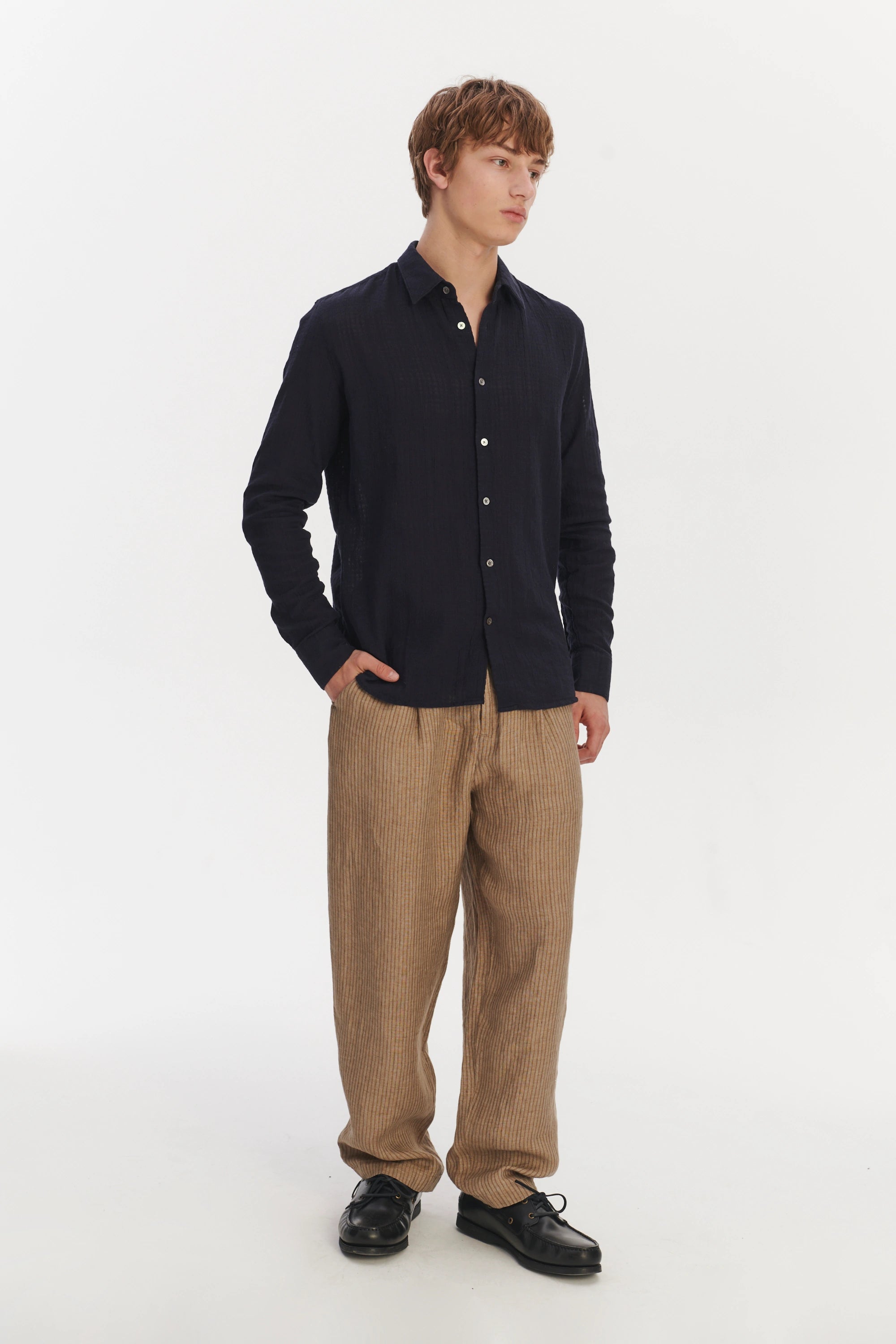 Feel Good Shirt in a Dark Navy Airy Structural Portuguese Cotton