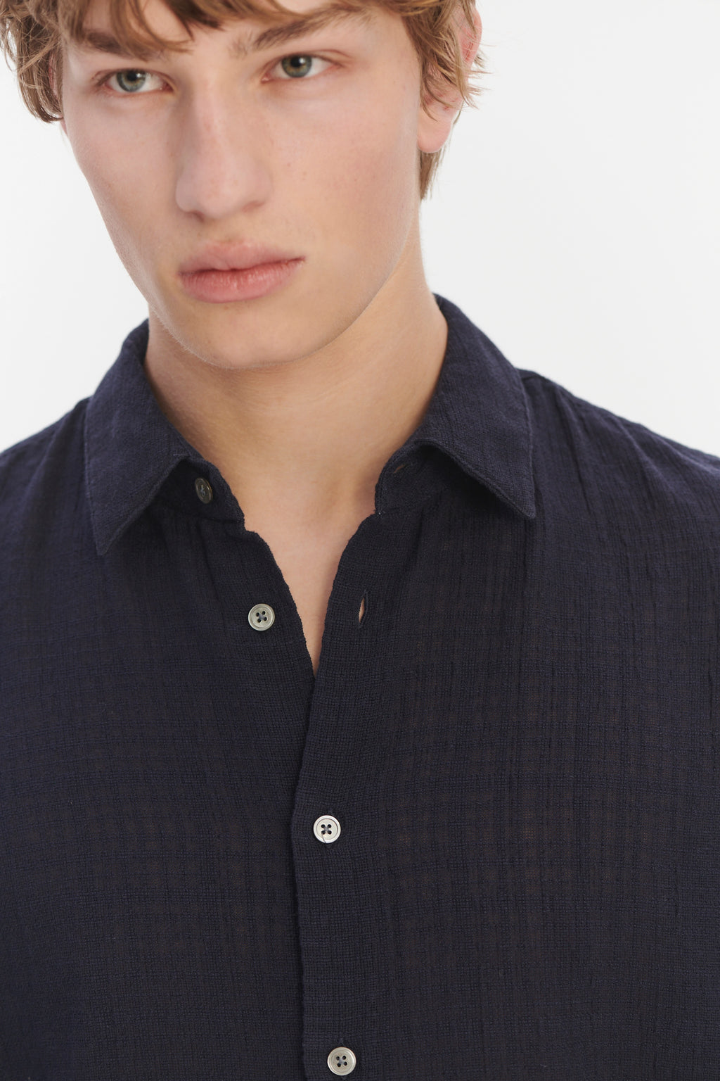 Feel Good Shirt in a Dark Navy Airy Structural Portuguese Cotton