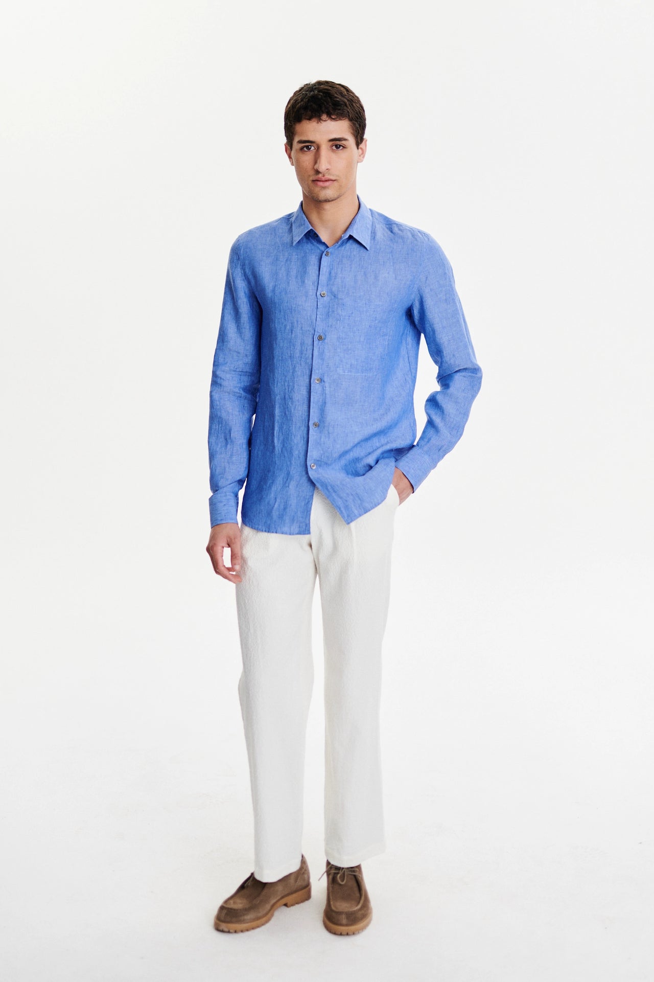 Feel Good Shirt in a Sardinian Blue Traceable European Linen
