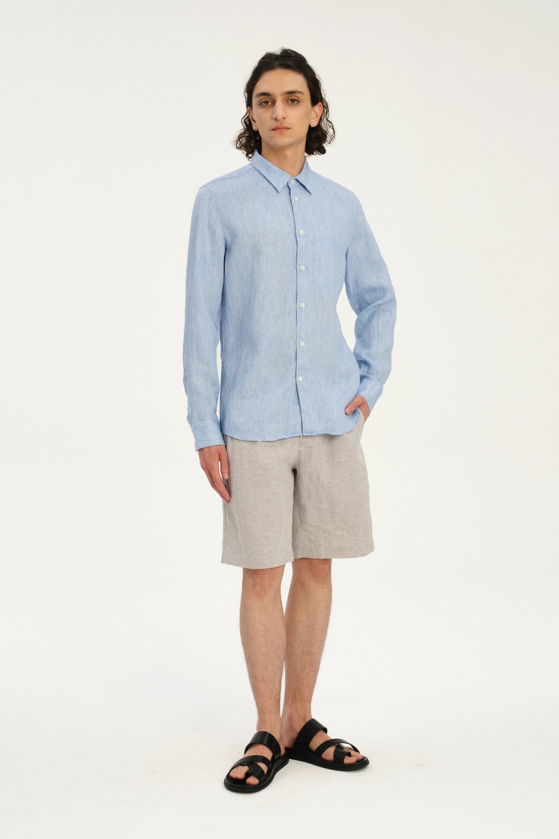 Feel Good Shirt in The Finest Blue Italian Linen
