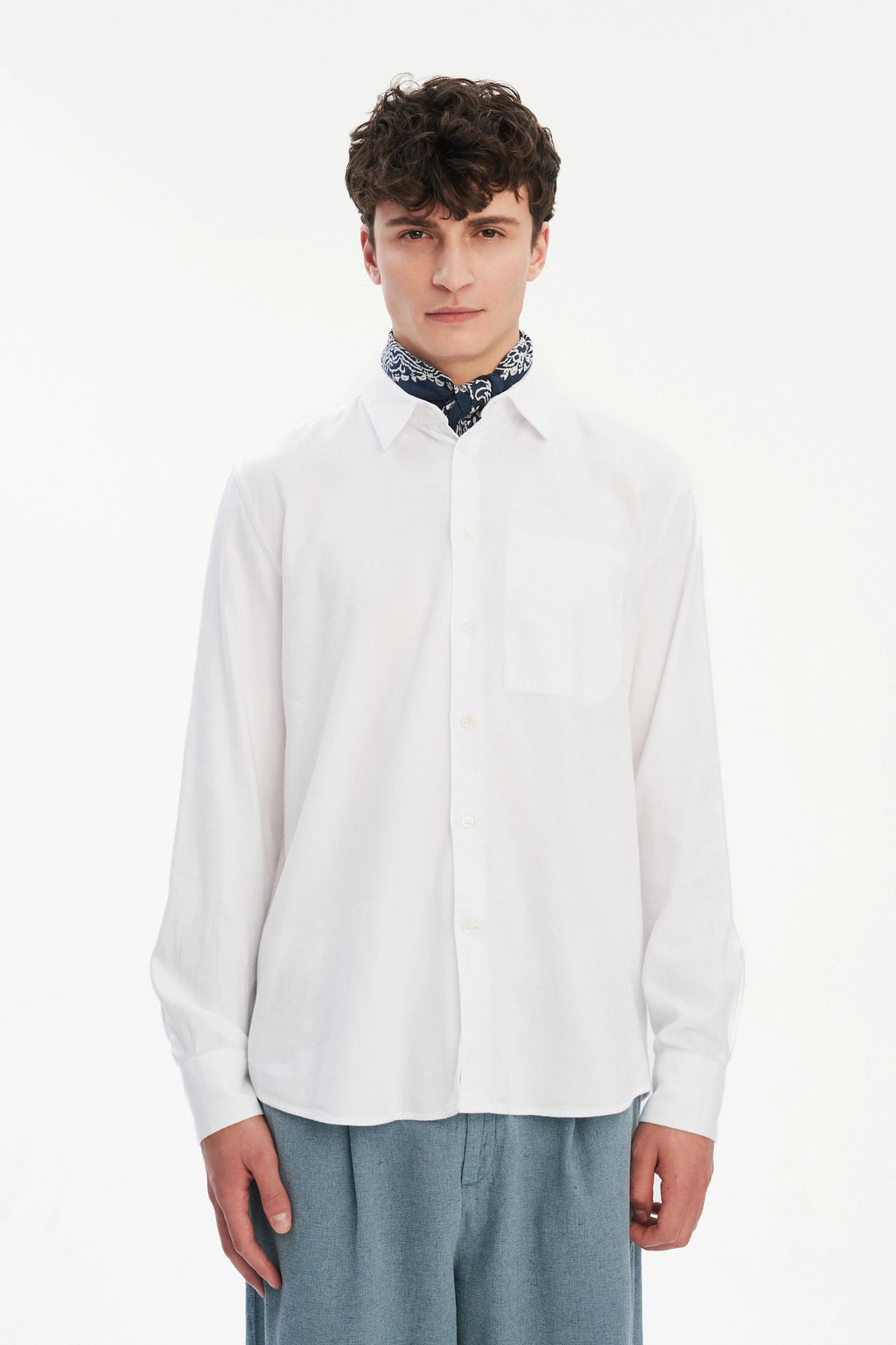 Feel Good Shirt in a White Very Soft Italian Lyocell and Cotton