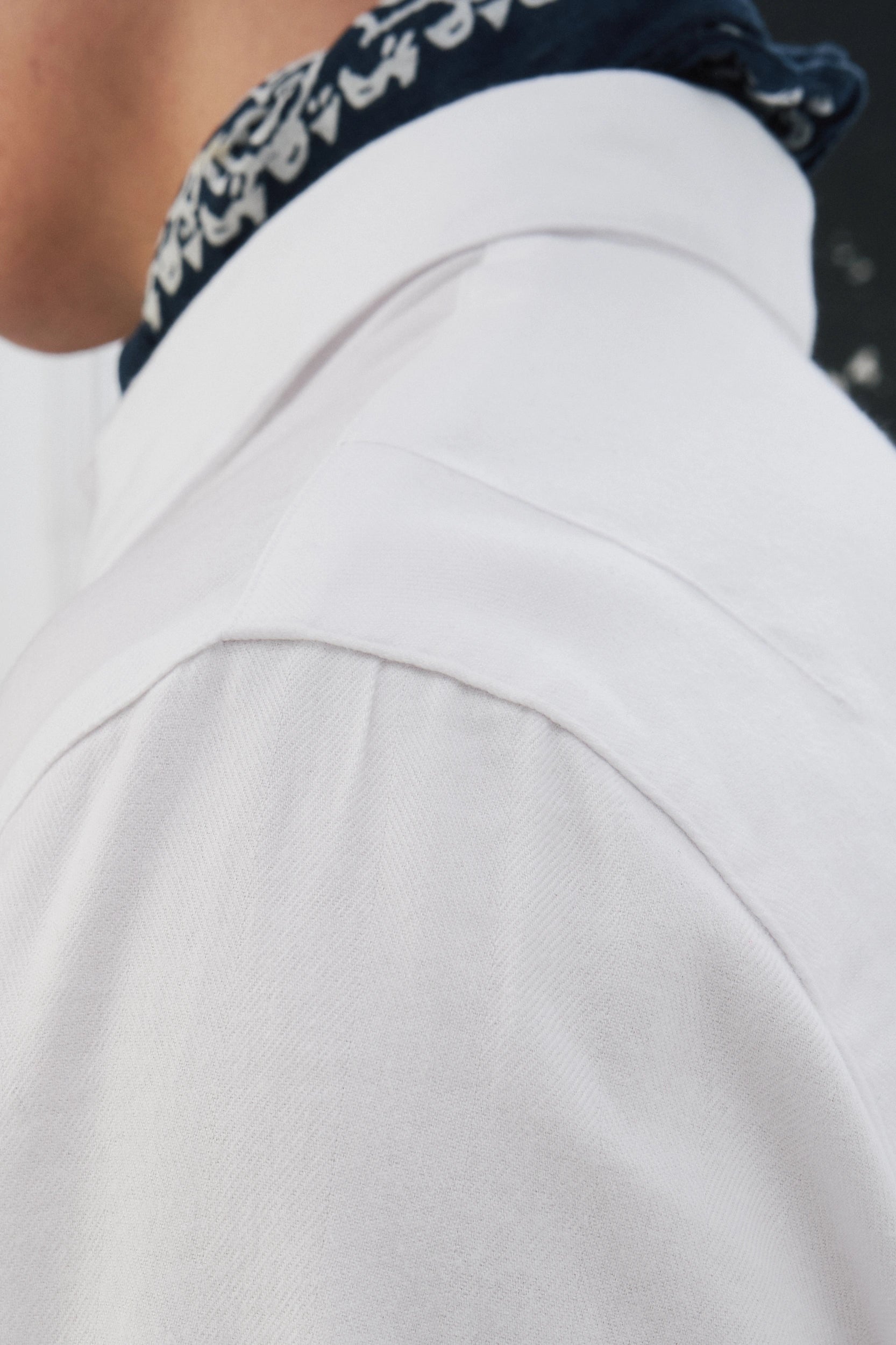 Feel Good Shirt in a White Very Soft Italian Lyocell and Cotton