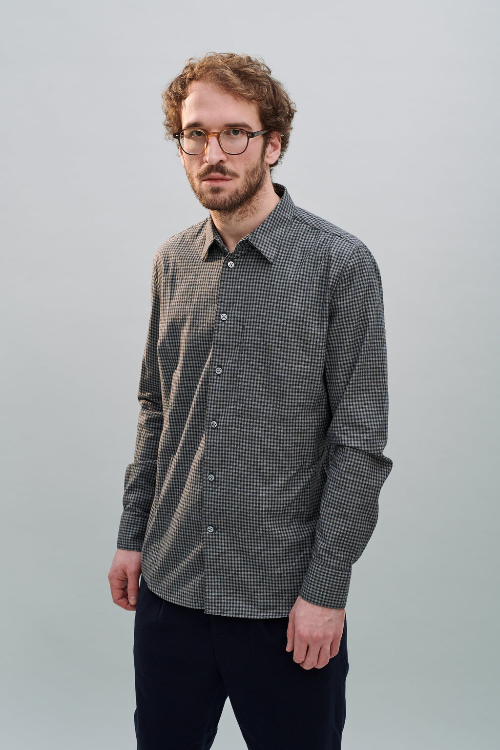 Feel Good Shirt in the Finest Grey Italian Sustainable Cotton Crêpe by Leggiuno