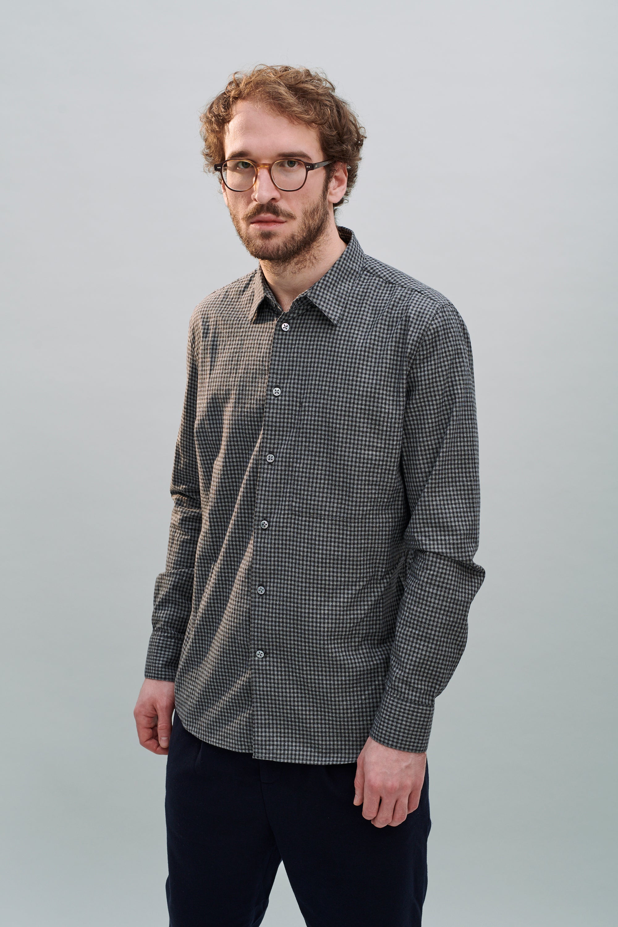 Feel Good Shirt in the Finest Grey Italian Sustainable Cotton Crêpe by Leggiuno