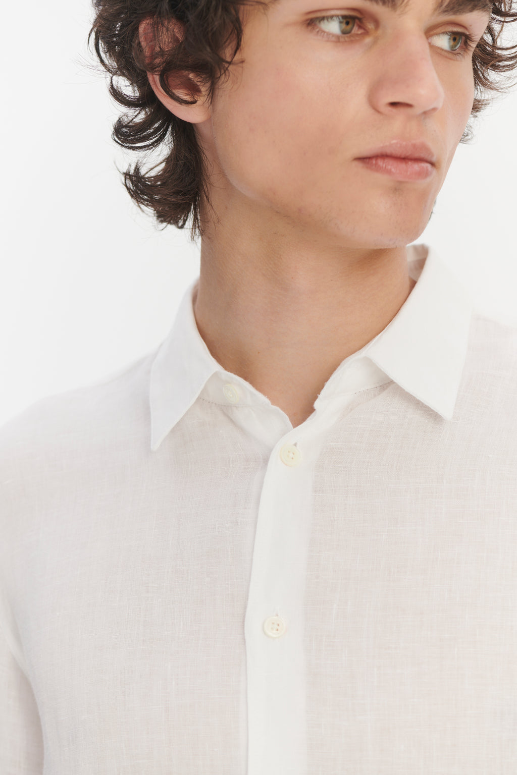 Feel Good Shirt in a Soft Pure White Airy Bohemian Linen