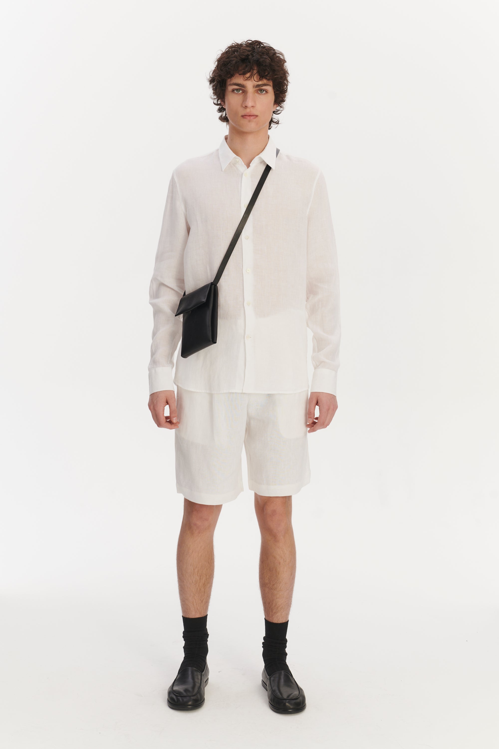 Feel Good Shirt in a Soft Pure White Airy Bohemian Linen