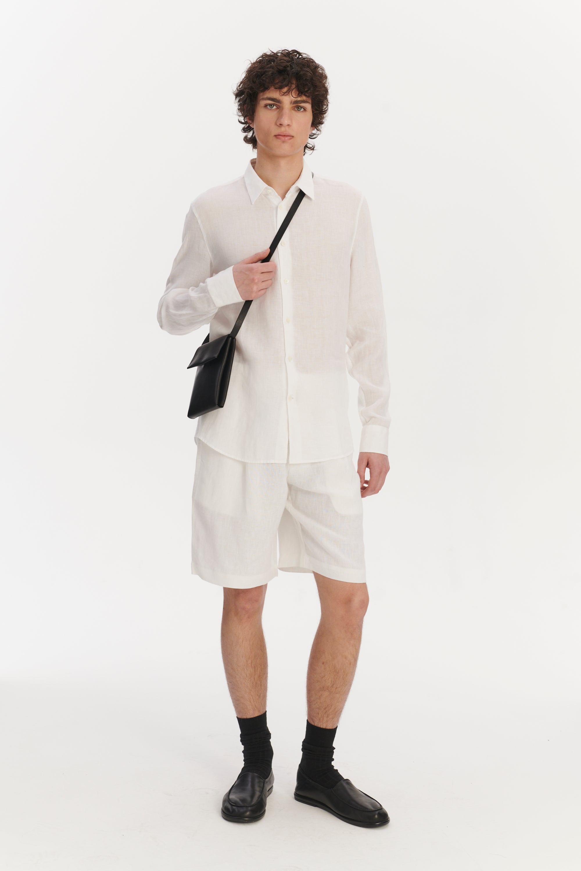 Feel Good Shirt in a Soft Pure White Airy Bohemian Linen