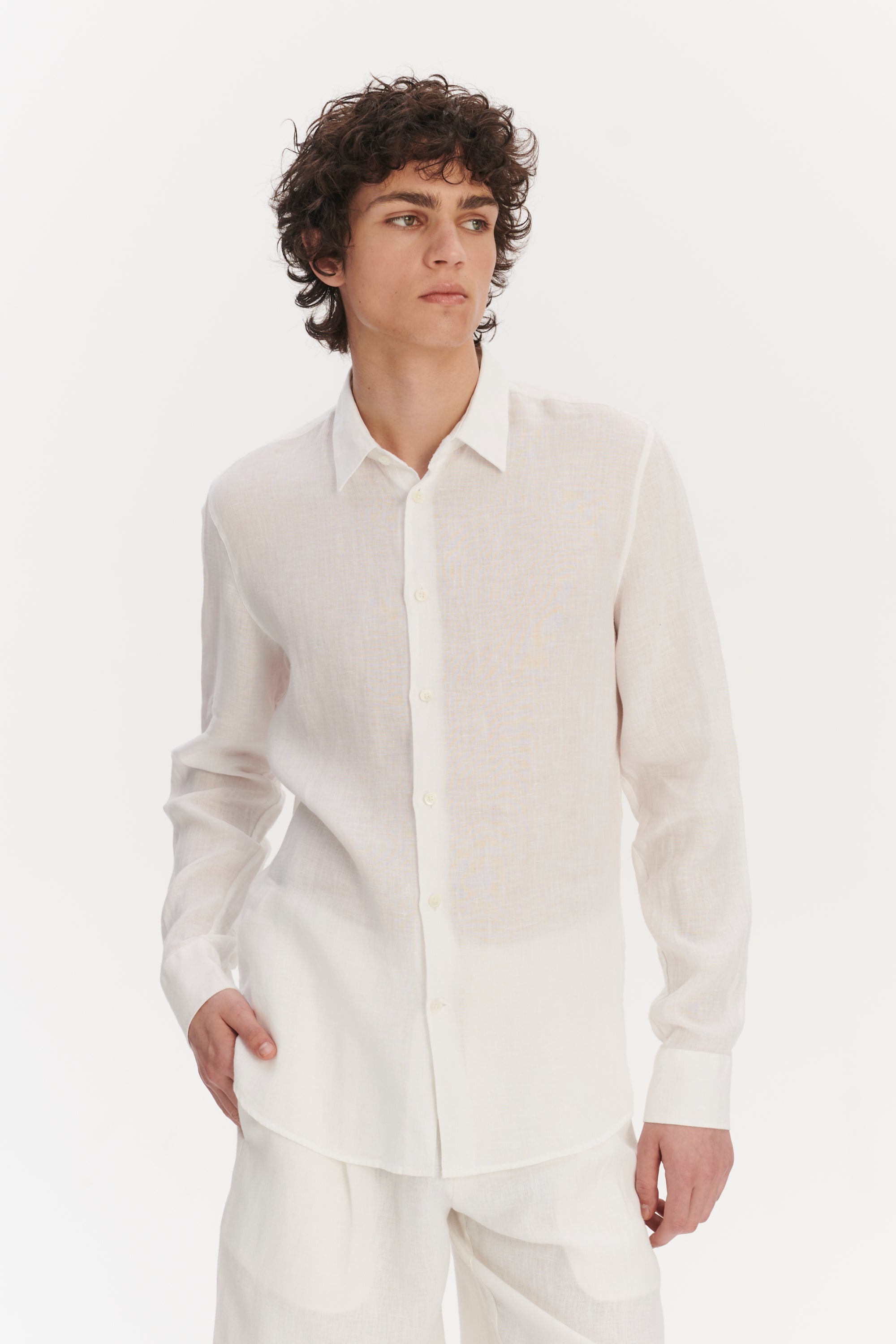 Feel Good Shirt in a Soft Pure White Airy Bohemian Linen