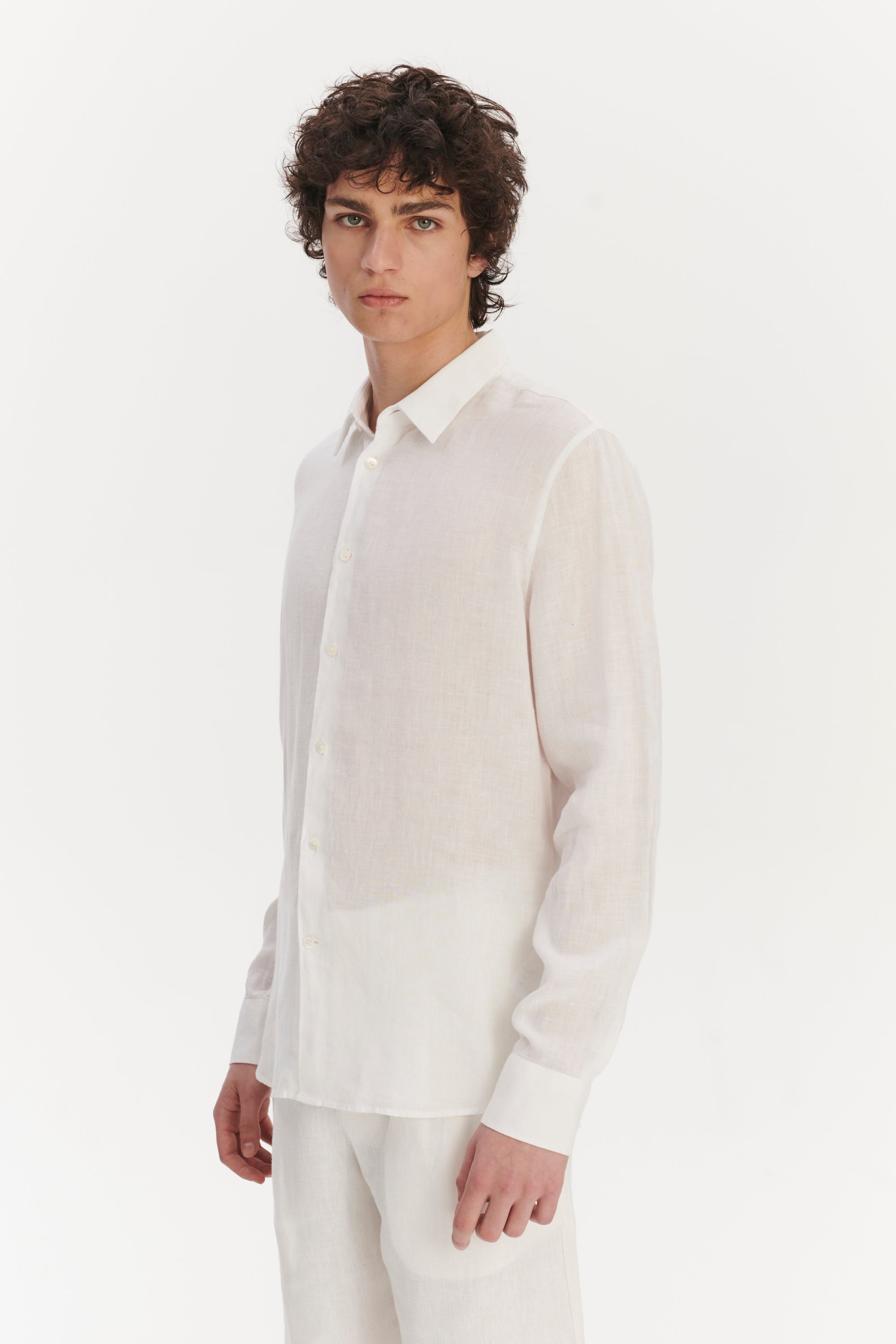 Feel Good Shirt in a Soft Pure White Airy Bohemian Linen