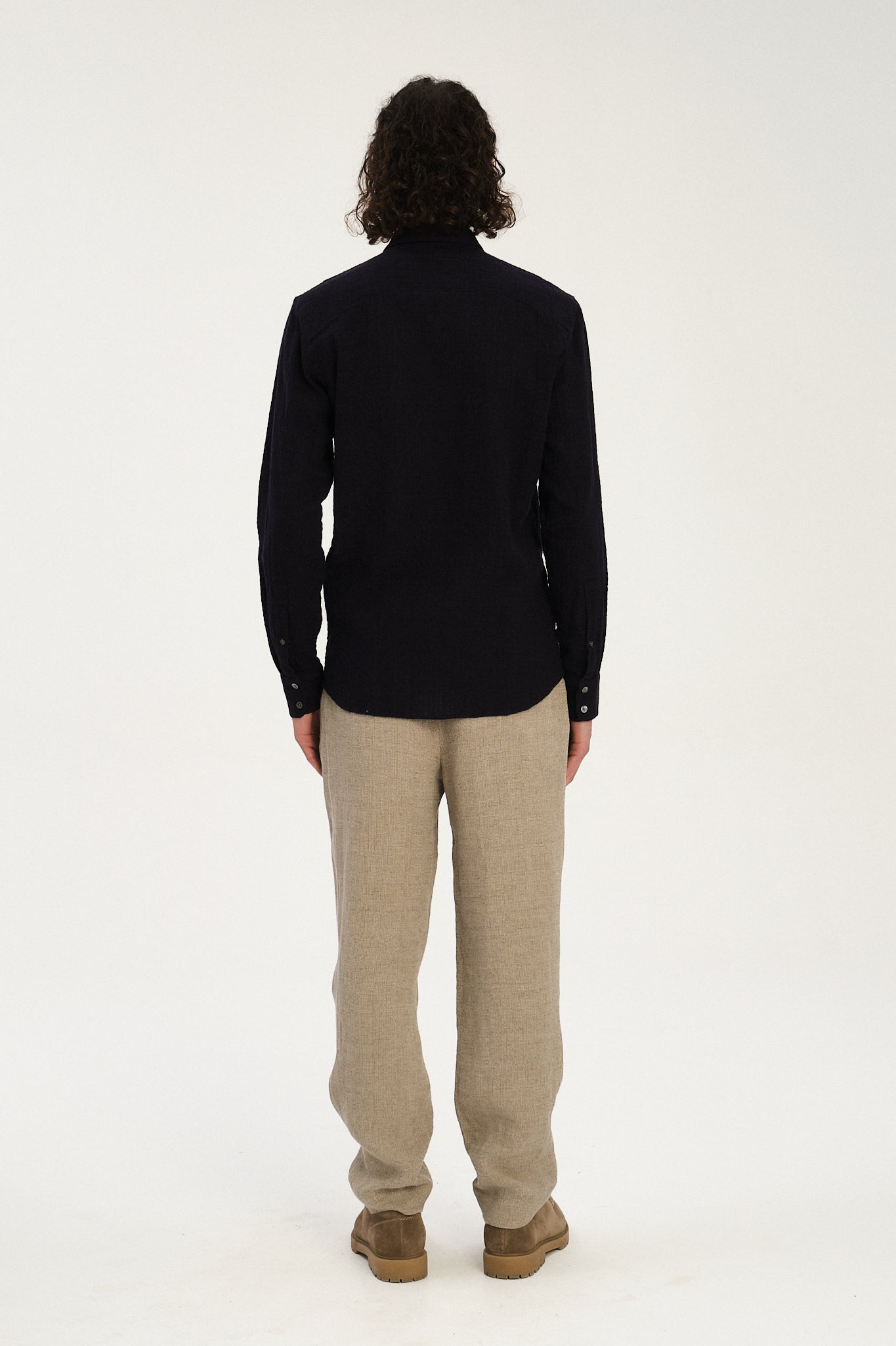 Feel Good Shirt in a Dark Navy Airy Structural Portuguese Cotton