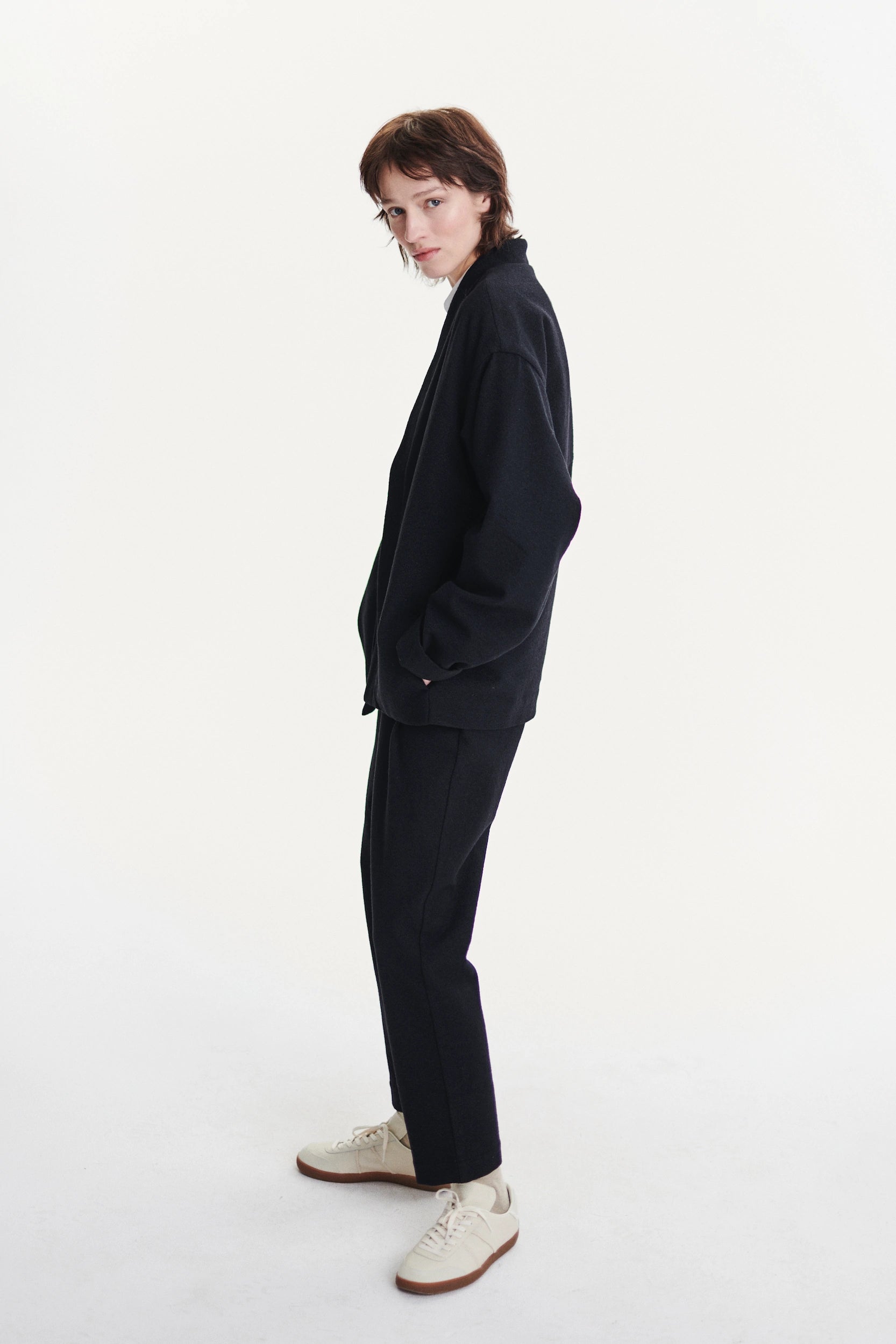 Minimal Kimono in a Black Italian Cotton and Virgin Wool Seersucker