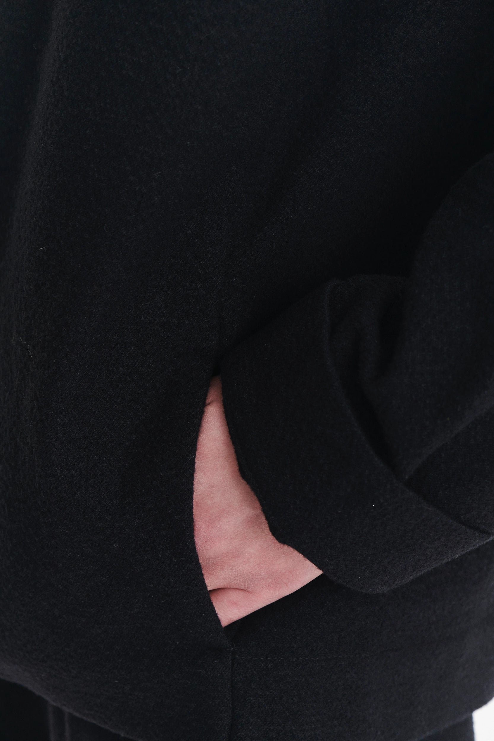 Minimal Kimono in a Black Italian Cotton and Virgin Wool Seersucker