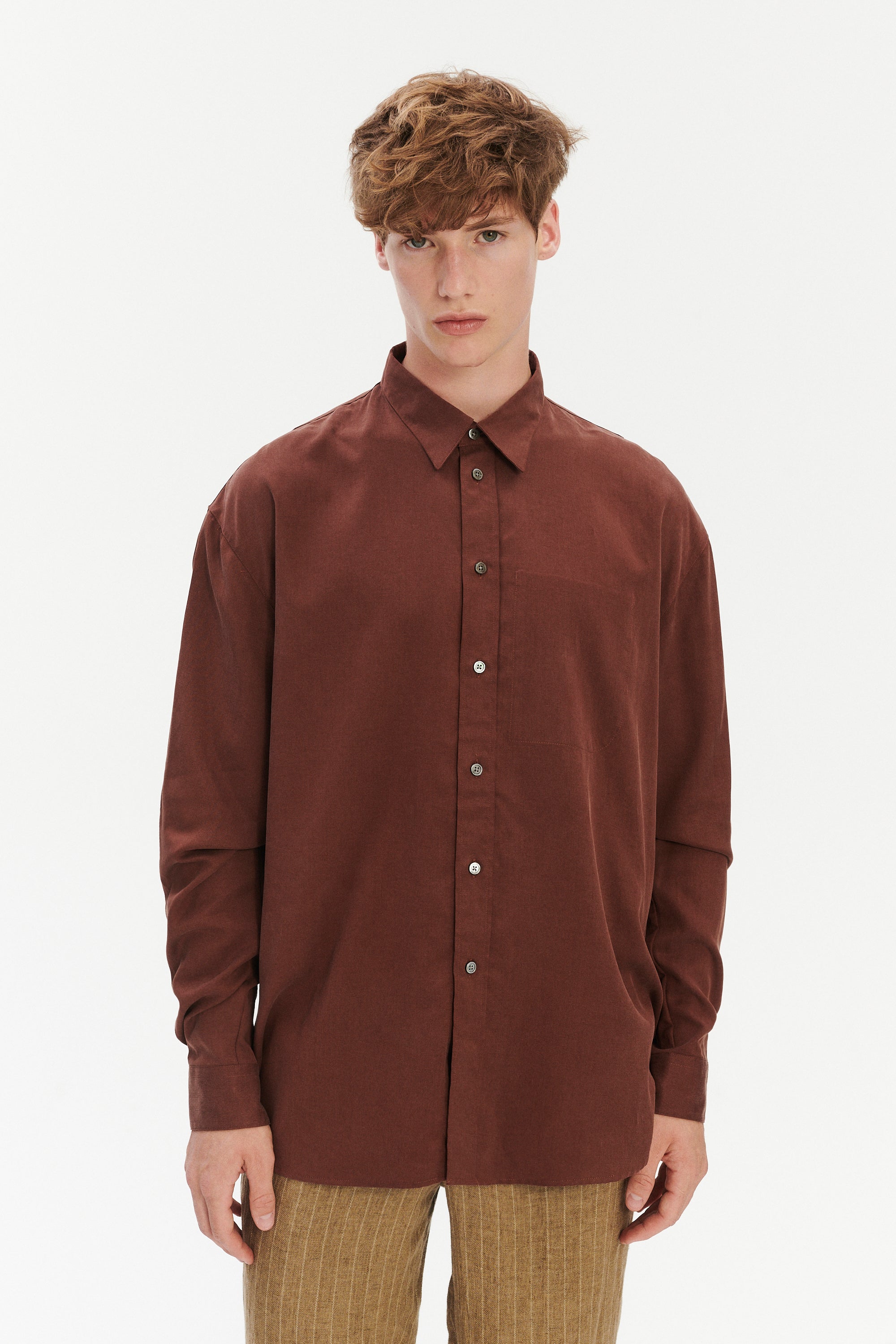 Oversized Shirt in a Japanese Blend of Lyocell and Cotton in Brown