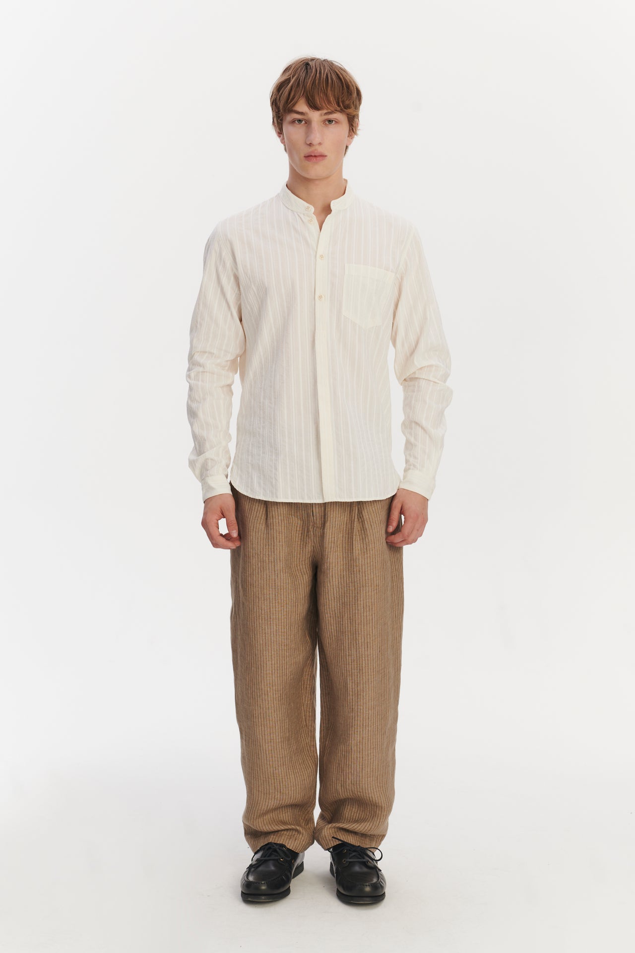 Zen Shirt in an Off-White Structural Tonal Striped Italian Cotton