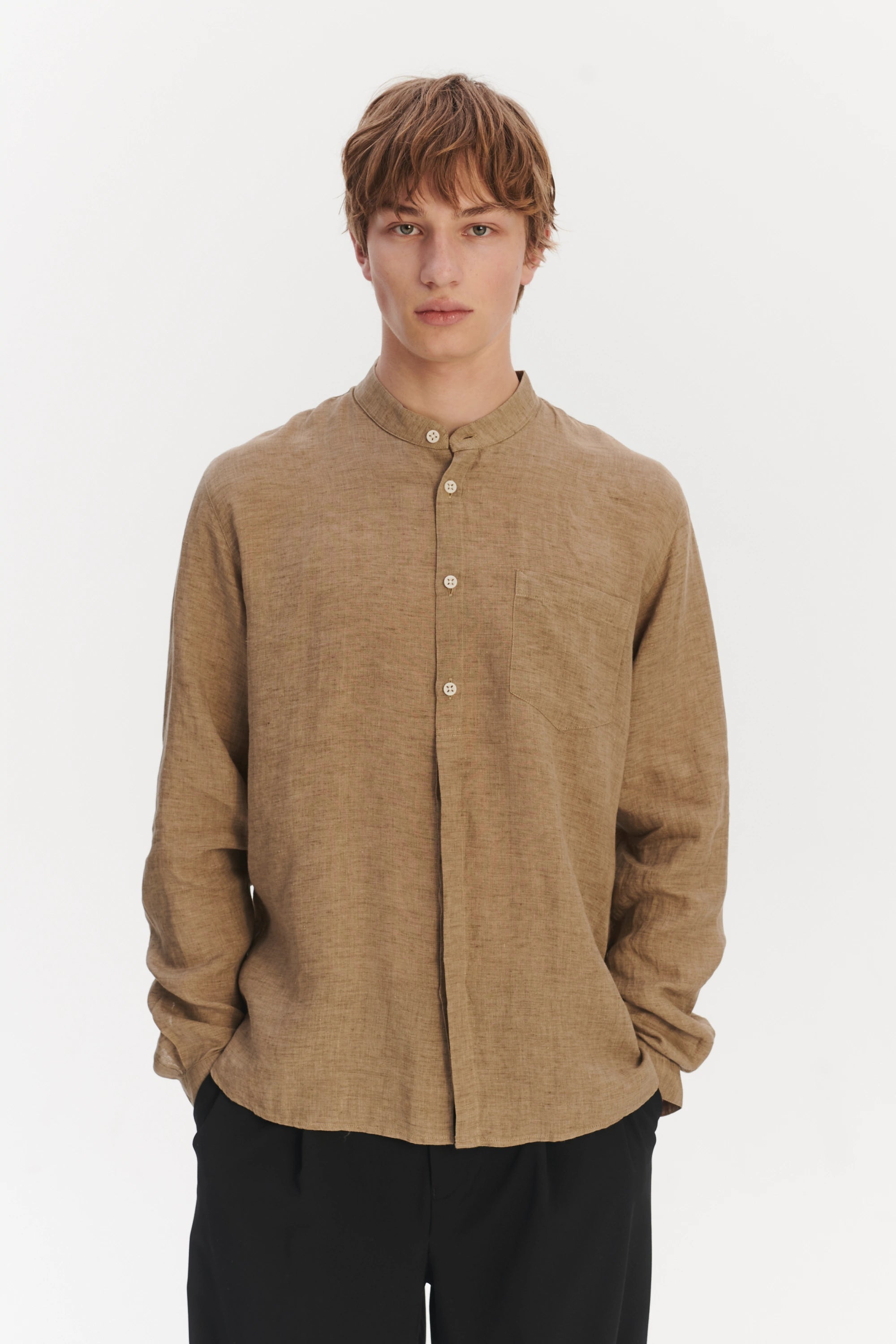 Zen Grandad Collar Shirt in a Khaki Portuguese Linen