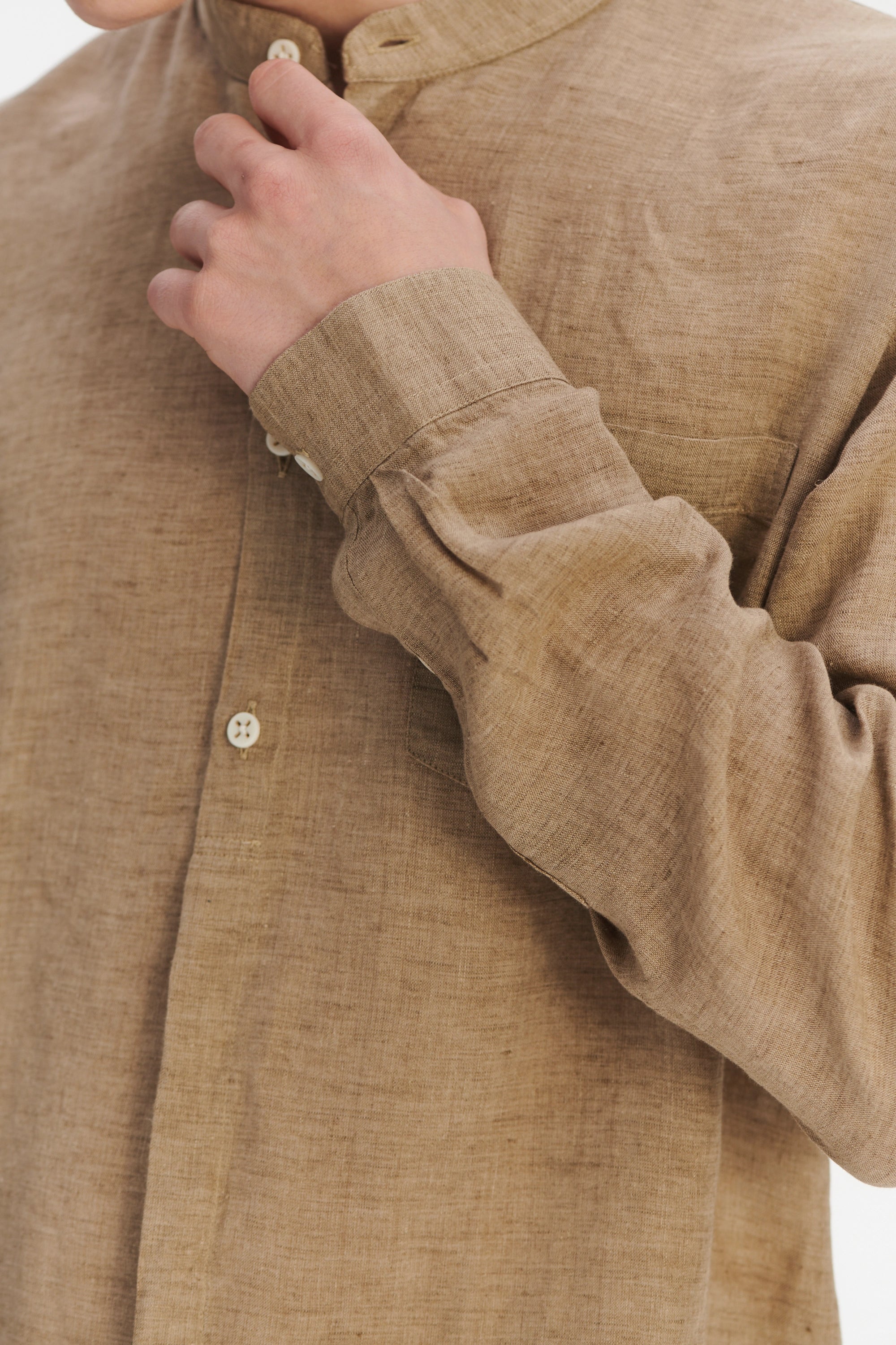 Zen Grandad Collar Shirt in a Khaki Portuguese Linen